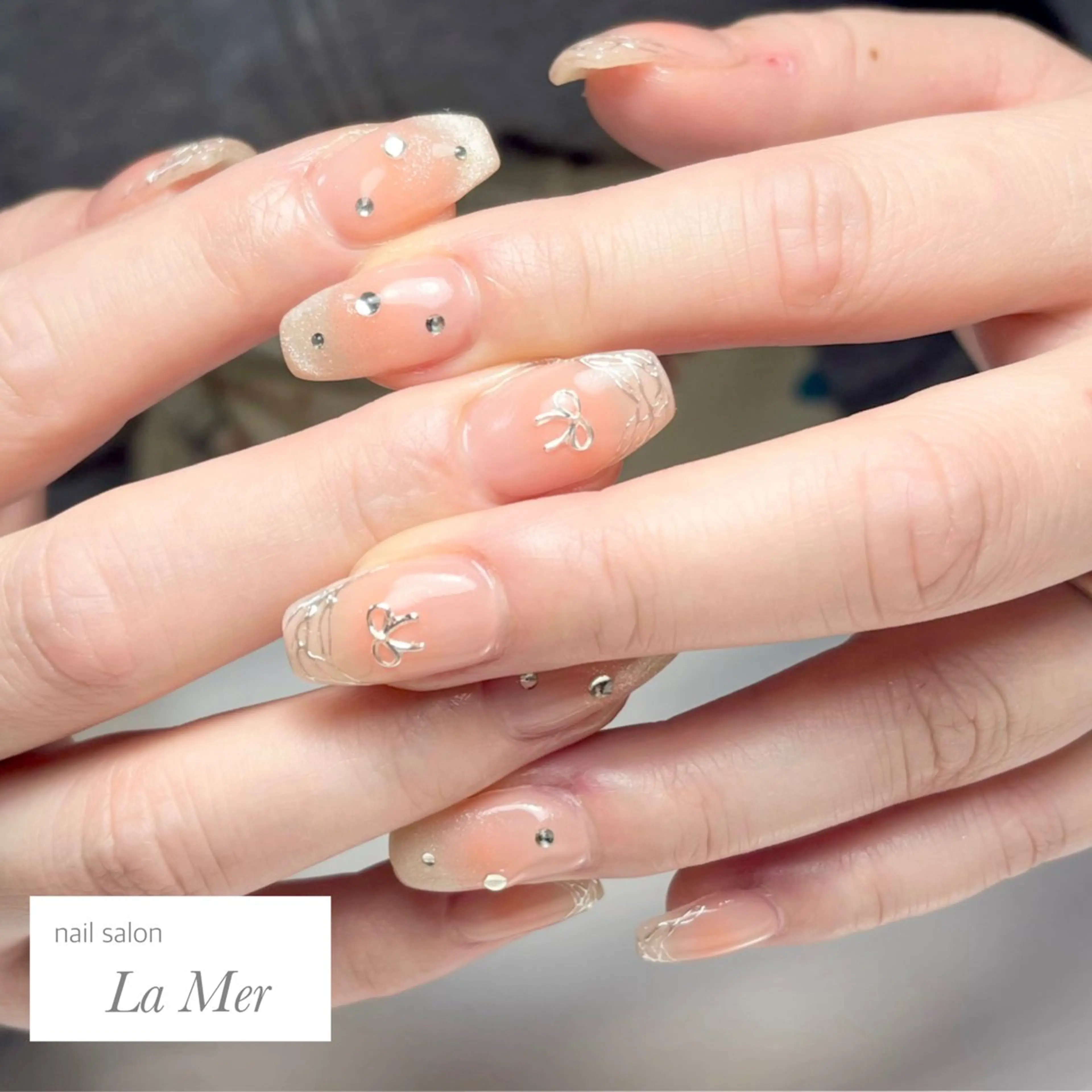ネイル チークネイル フレンチネイル ガーリー キラキラネイル マグネットネイル ハンドネイル nailsalon La Merのネイルデザイン