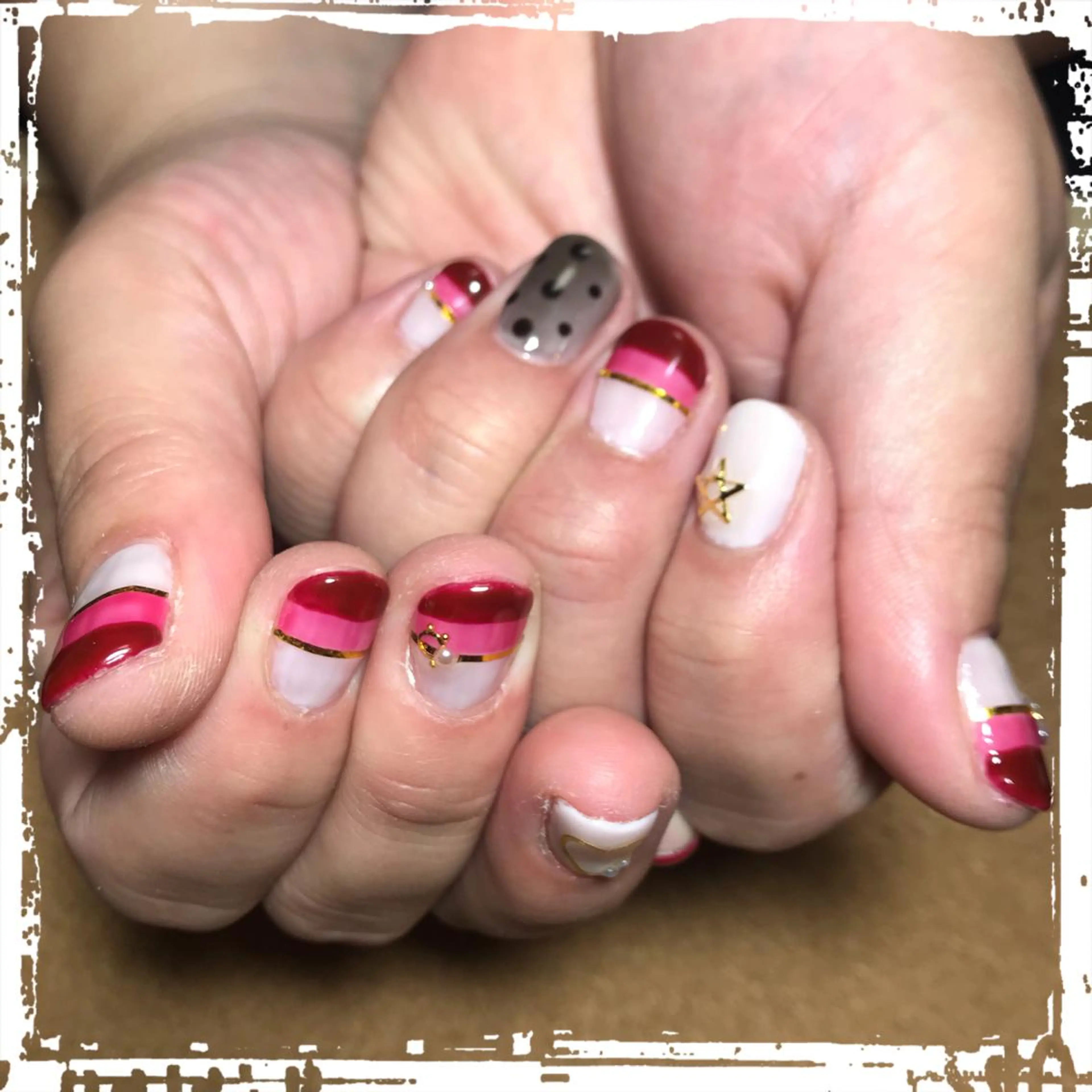 ネイル ECLAT エクラ所属・寺山 千鶴のネイルデザイン