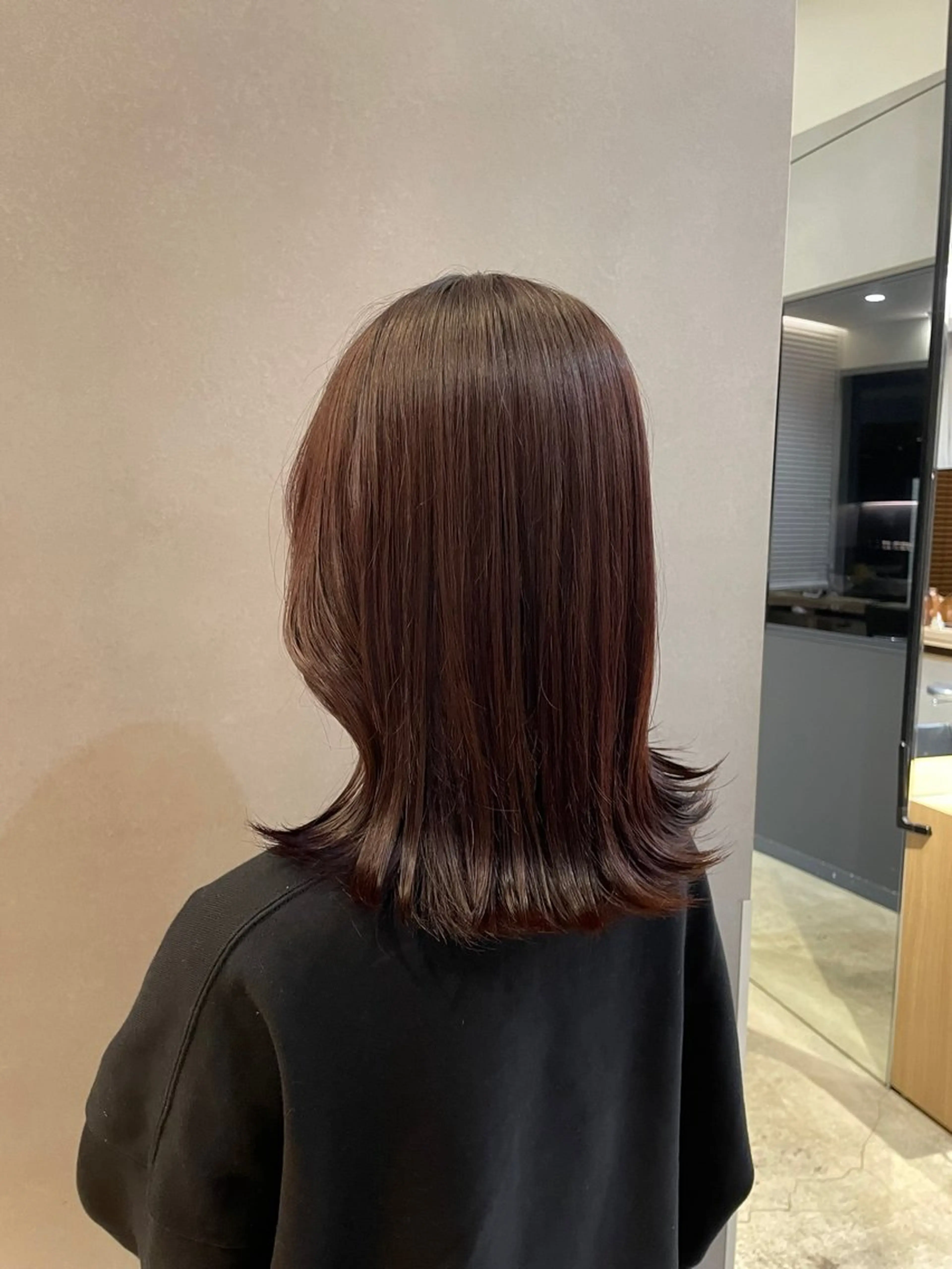 ミディアム 顔周りカット レイヤーカット Agu 西台店 衣莉💫のヘアスタイル