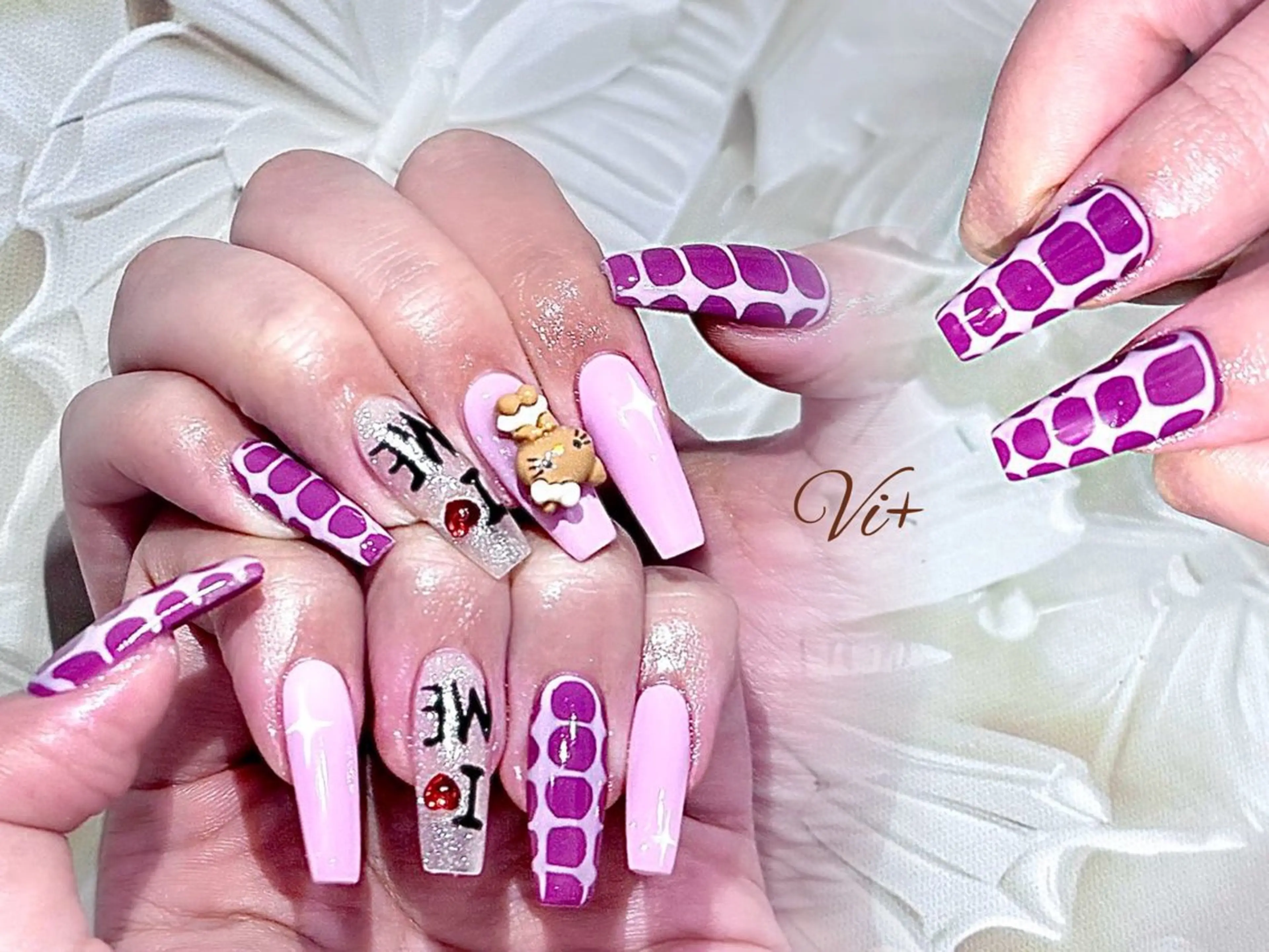 ネイル ハンドネイル ✨Nailsalon Vi+✨のネイルデザイン