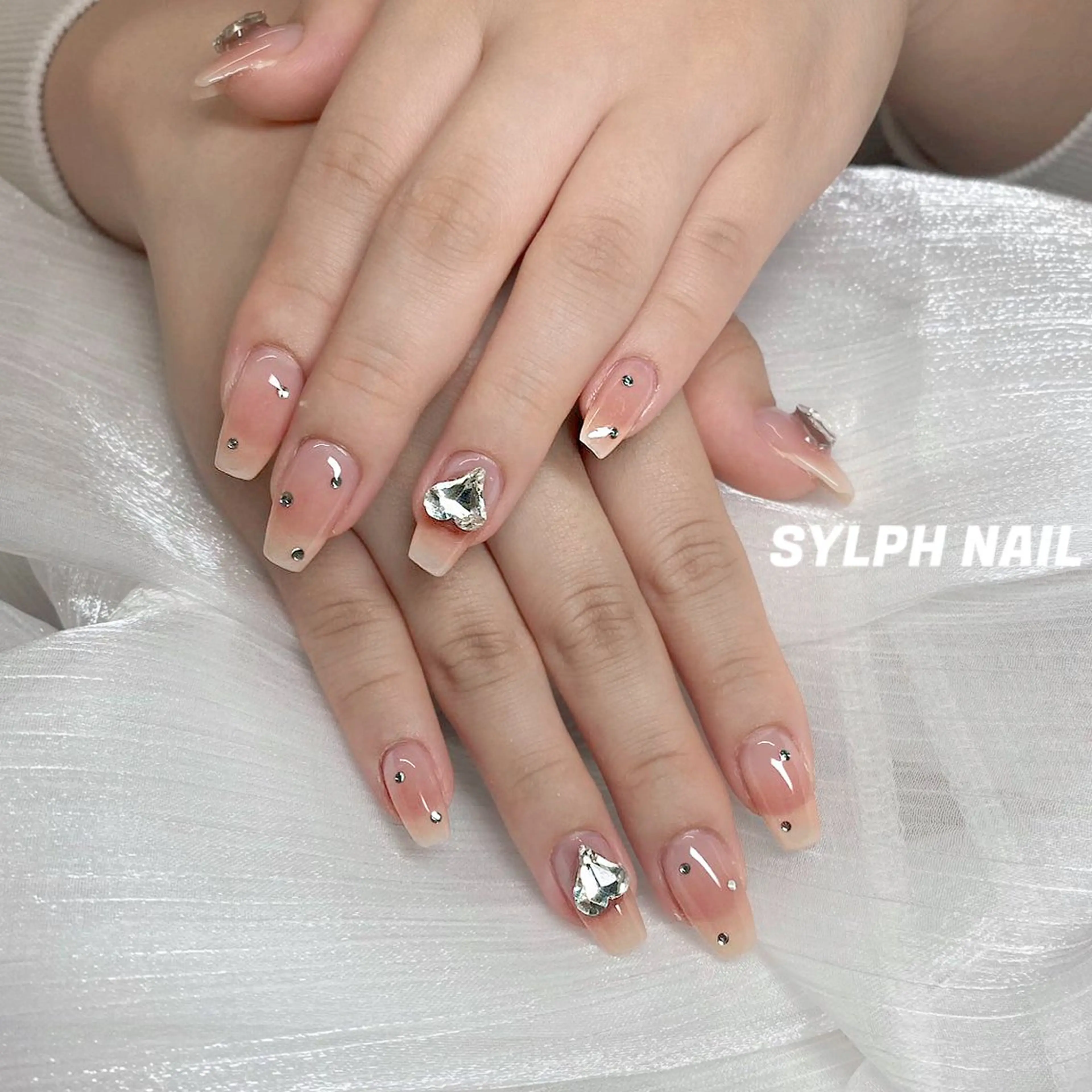 ネイル ハンドネイル ハンドケア Trend Nail シルフのネイルデザイン