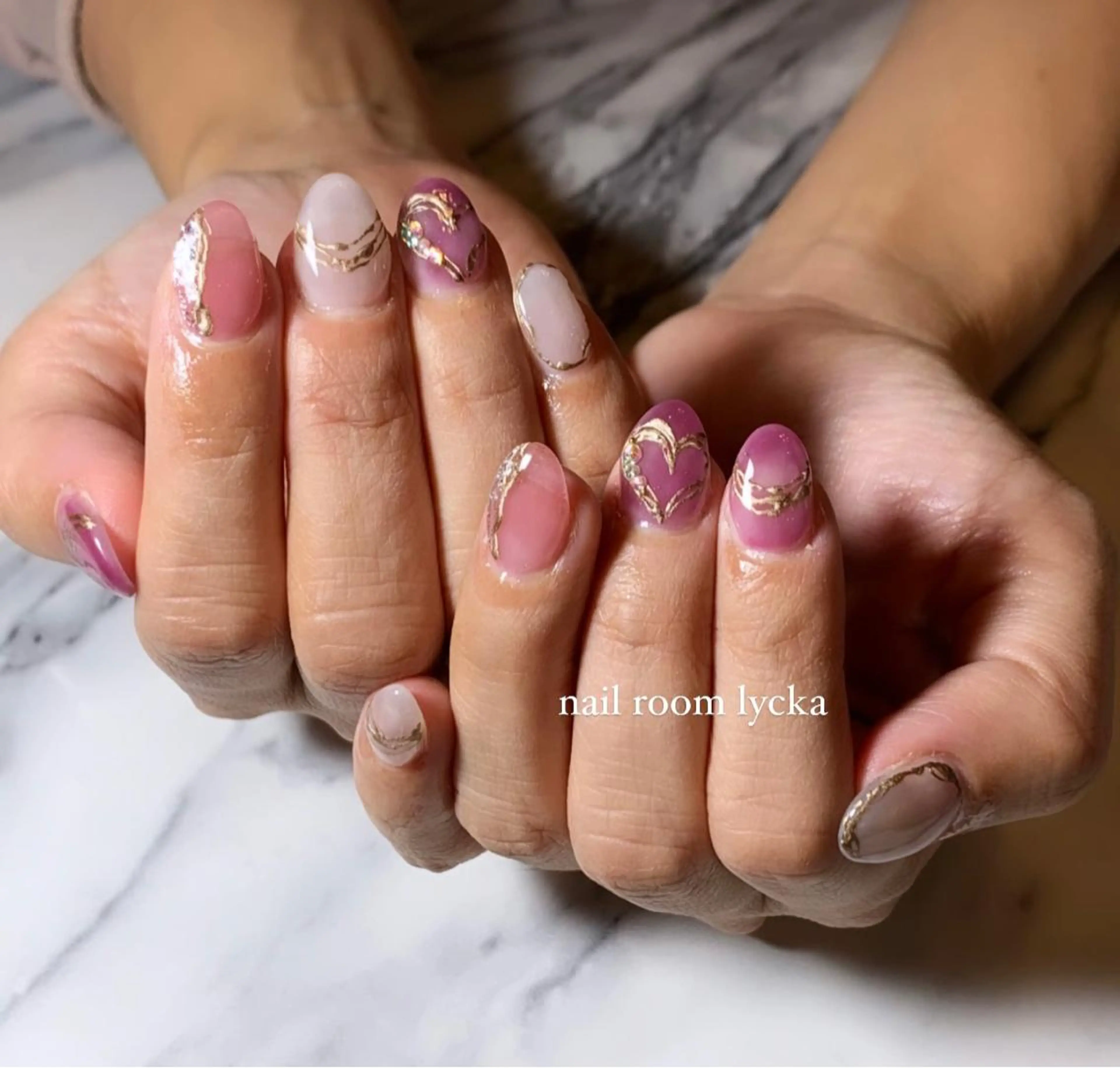 ネイル ﾈｲﾙﾙｰﾑﾘｯｶ 𝐦𝐚𝐲𝐮のネイルデザイン