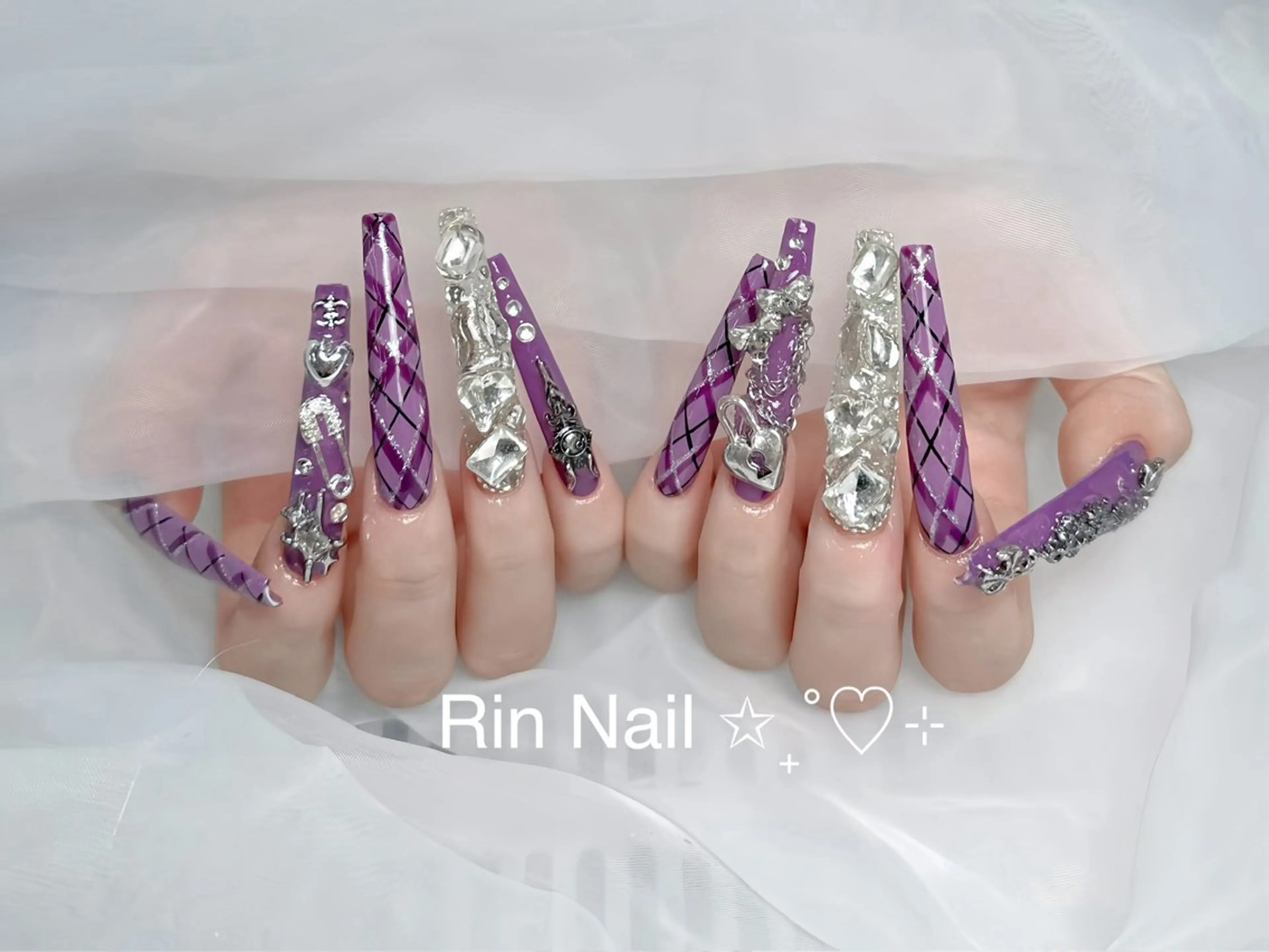 ネイル アートネイル 成人式 ロングネイル ニュアンスネイル スカルプネイル ハンドネイル Rin Nail 新大久保店のネイルデザイン