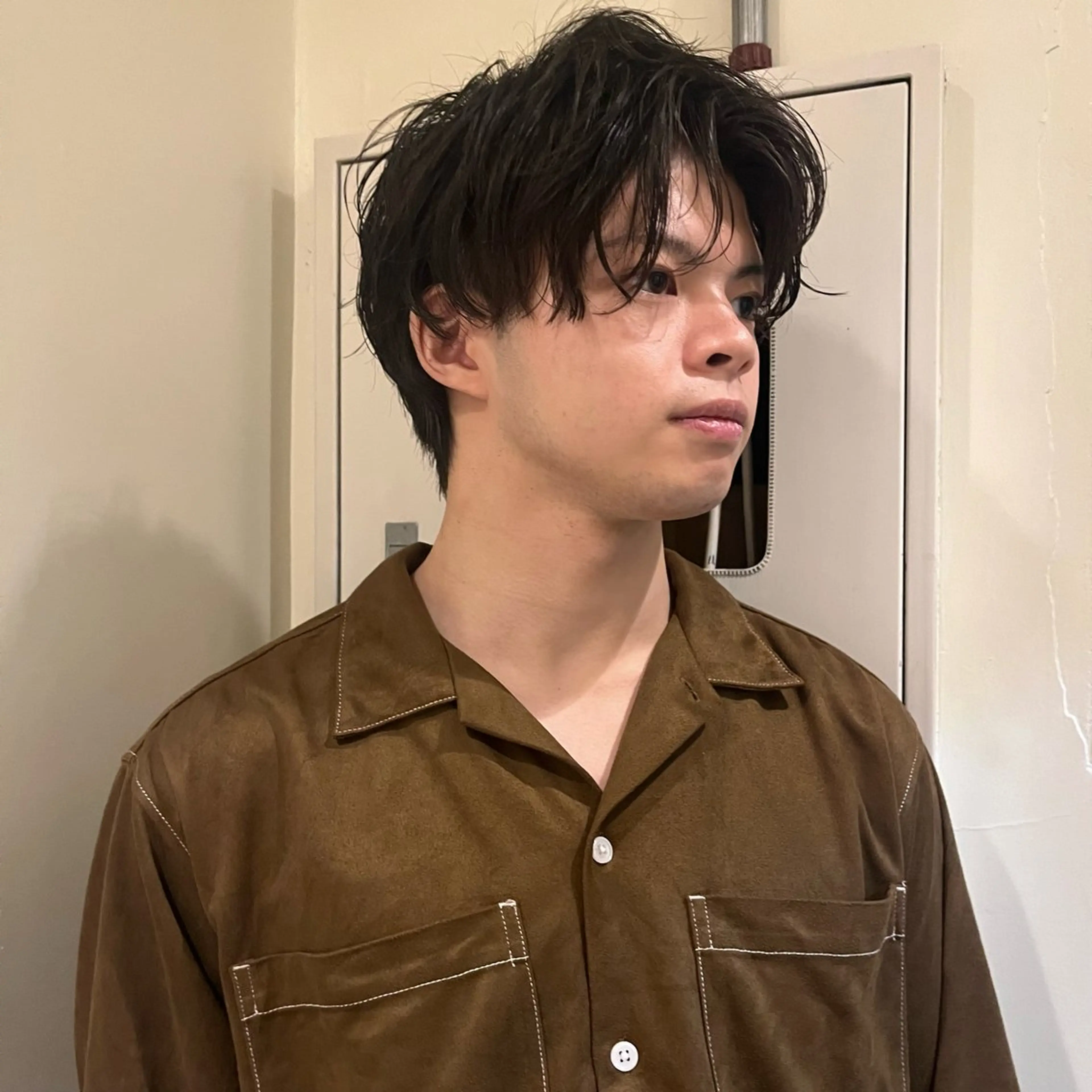 パーマ メンズ メンズパーマ カット ヘアカラー パーマ 縮毛矯正 エクステ ヘッドスパ ヘアセット 🦮shiori アイドルオタク🦮のヘアスタイル