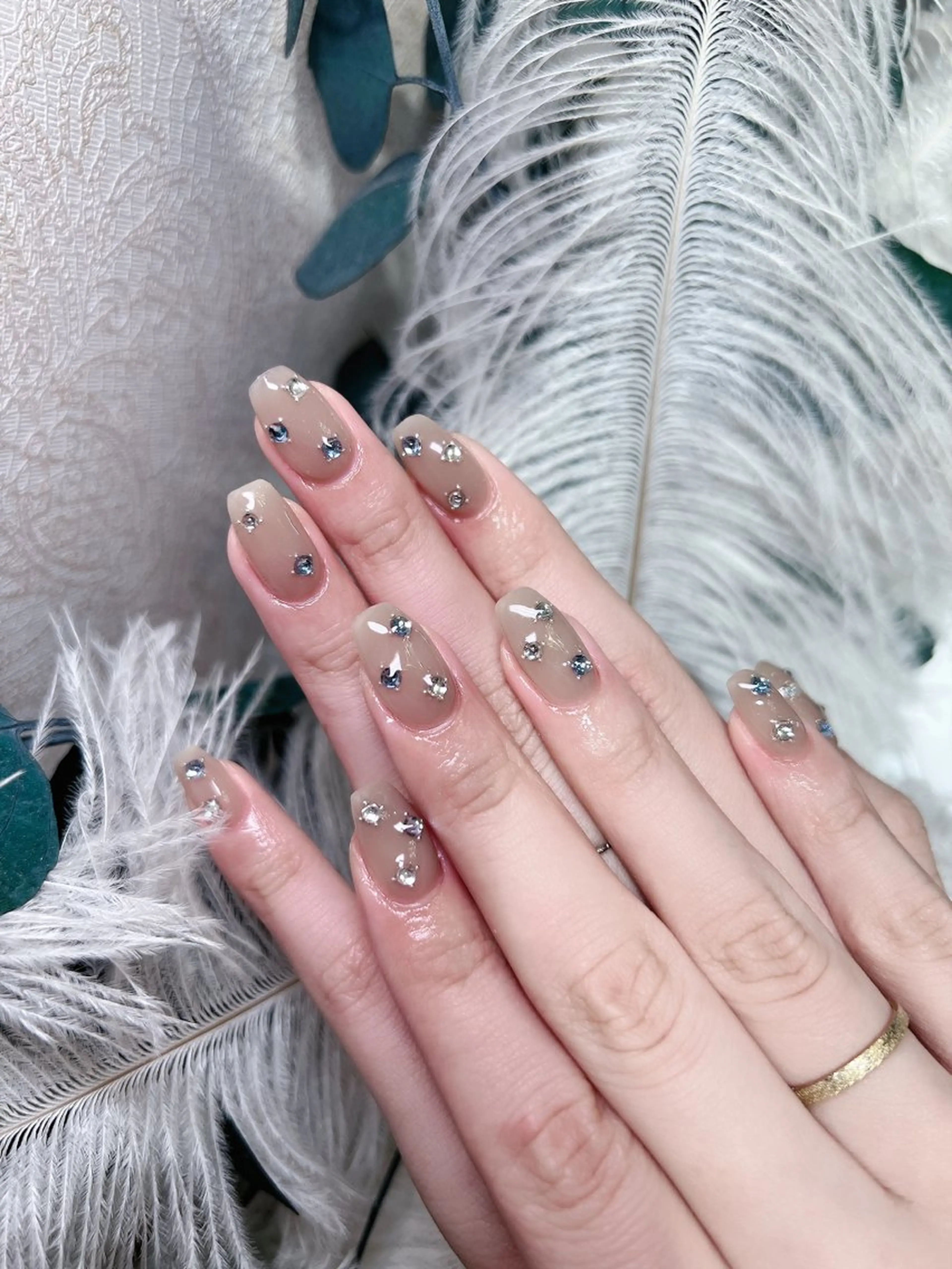 ネイル クリアネイル シンプルネイル ストーンネイル サイ コンゴウのネイルデザイン