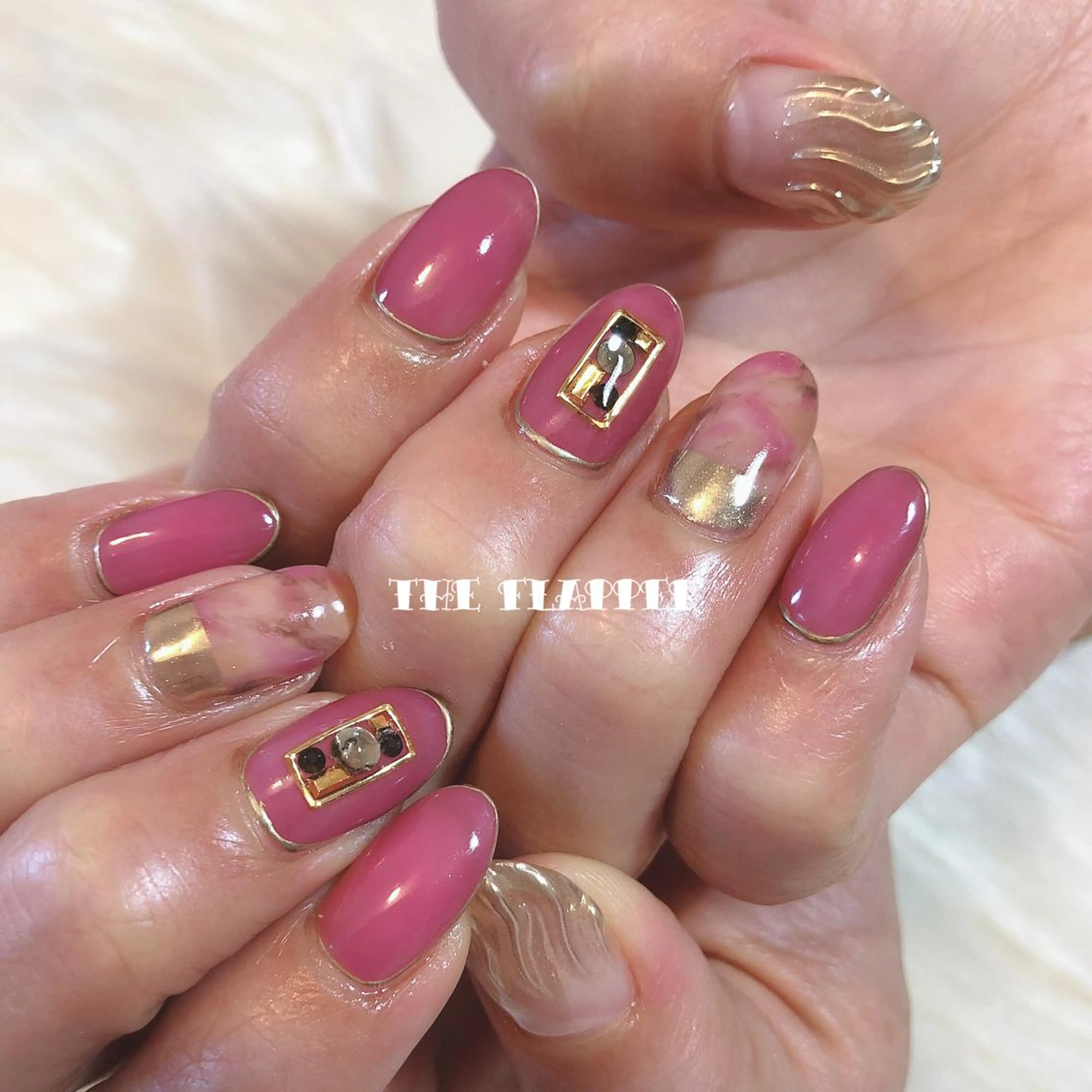 ネイル 持ち込み ハンドネイル フットネイル NailStudio THE FLAPPER所属・THE FLAPPERのネイルデザイン