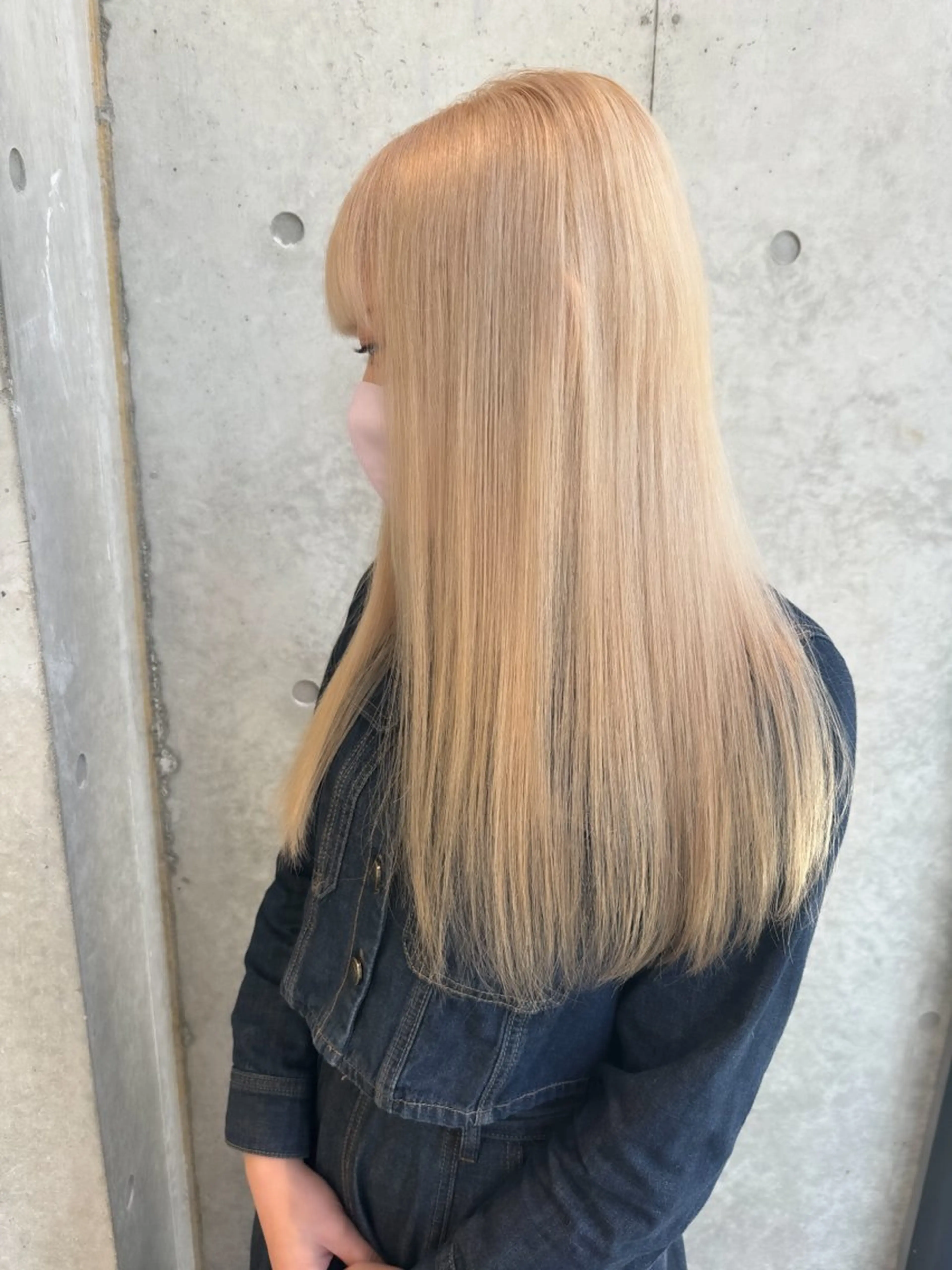 ミディアム カラー ヘアアレンジ ミニボブ/ブリーチ 🌈MISATOのヘアスタイル