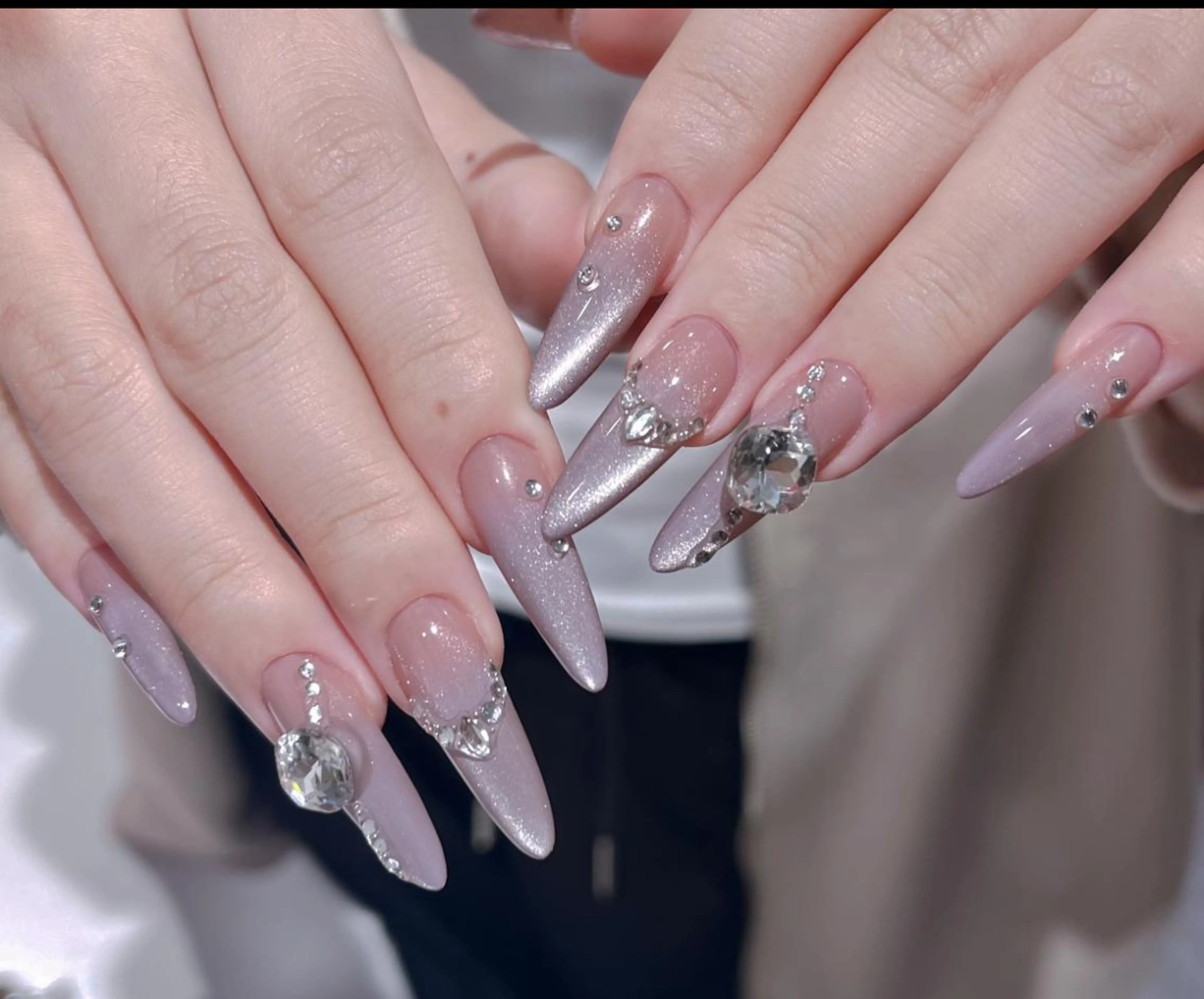 ネイル ハンドネイル エリ🫧 nail池袋東口のネイルデザイン
