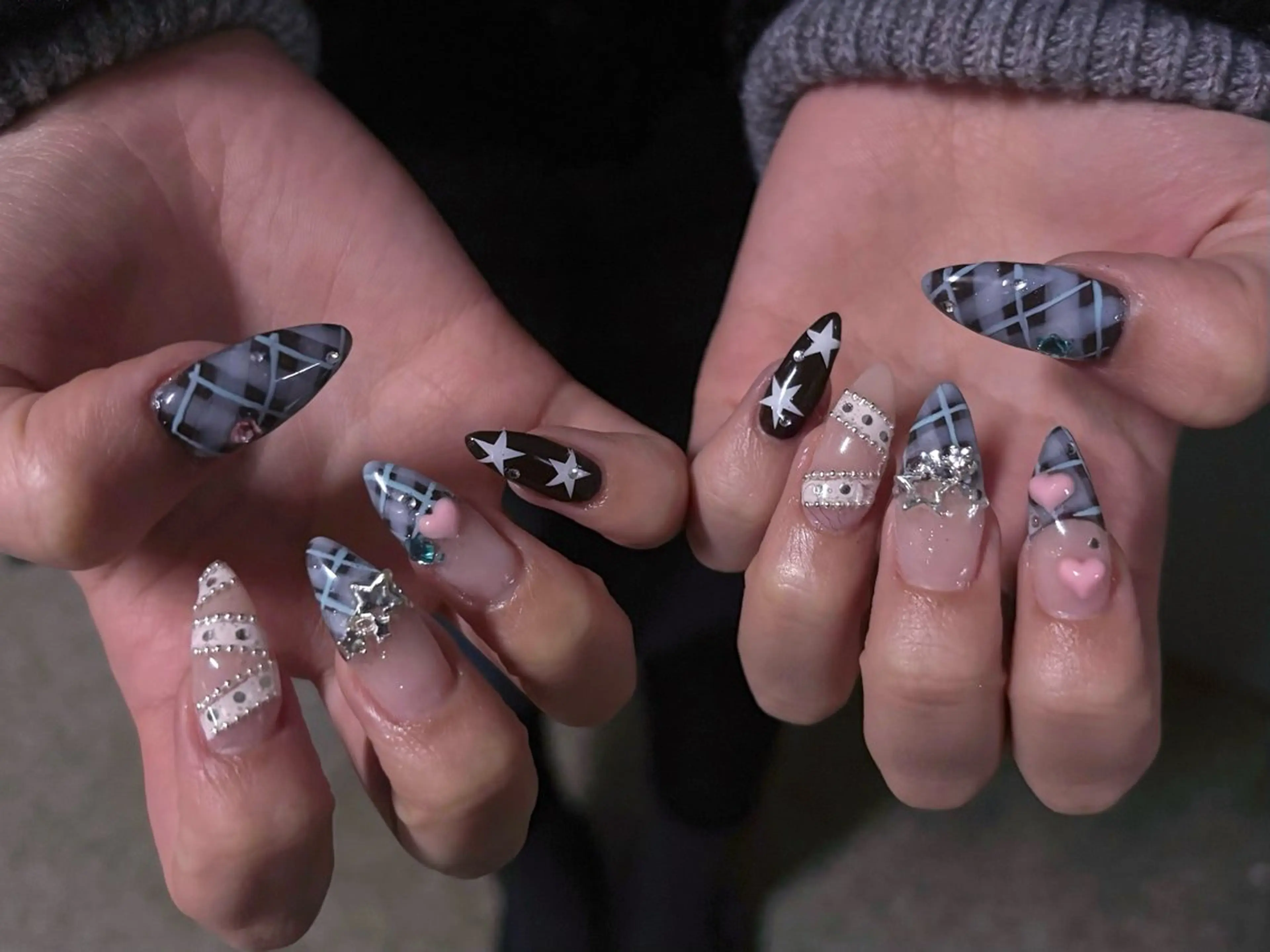 ネイル アートネイル ハンドネイル 武智日々花 【パラジェル取扱店】のネイルデザイン