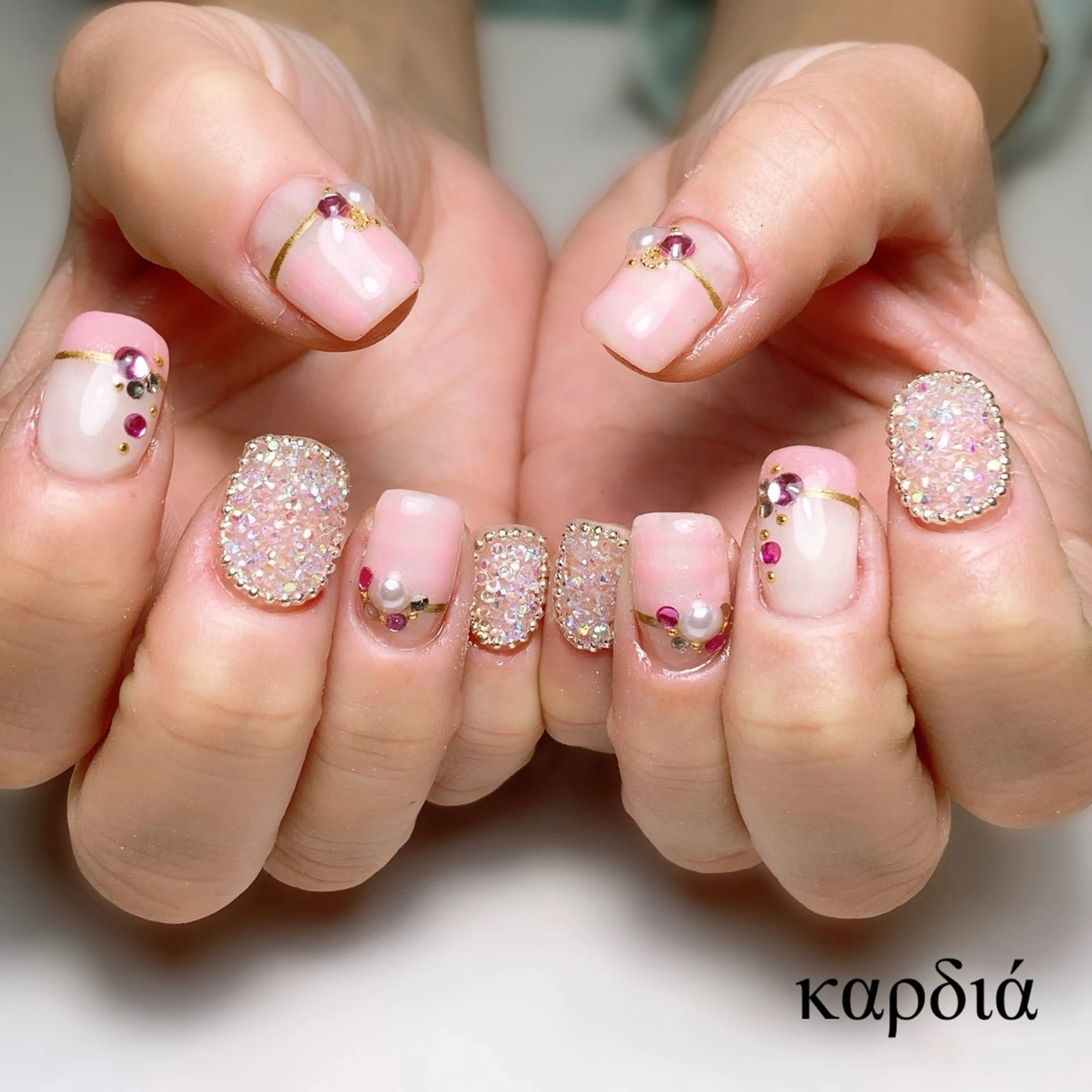 ネイル ハンドネイル καρδιά -ｶﾙﾃﾞｨｱ-のネイルデザイン