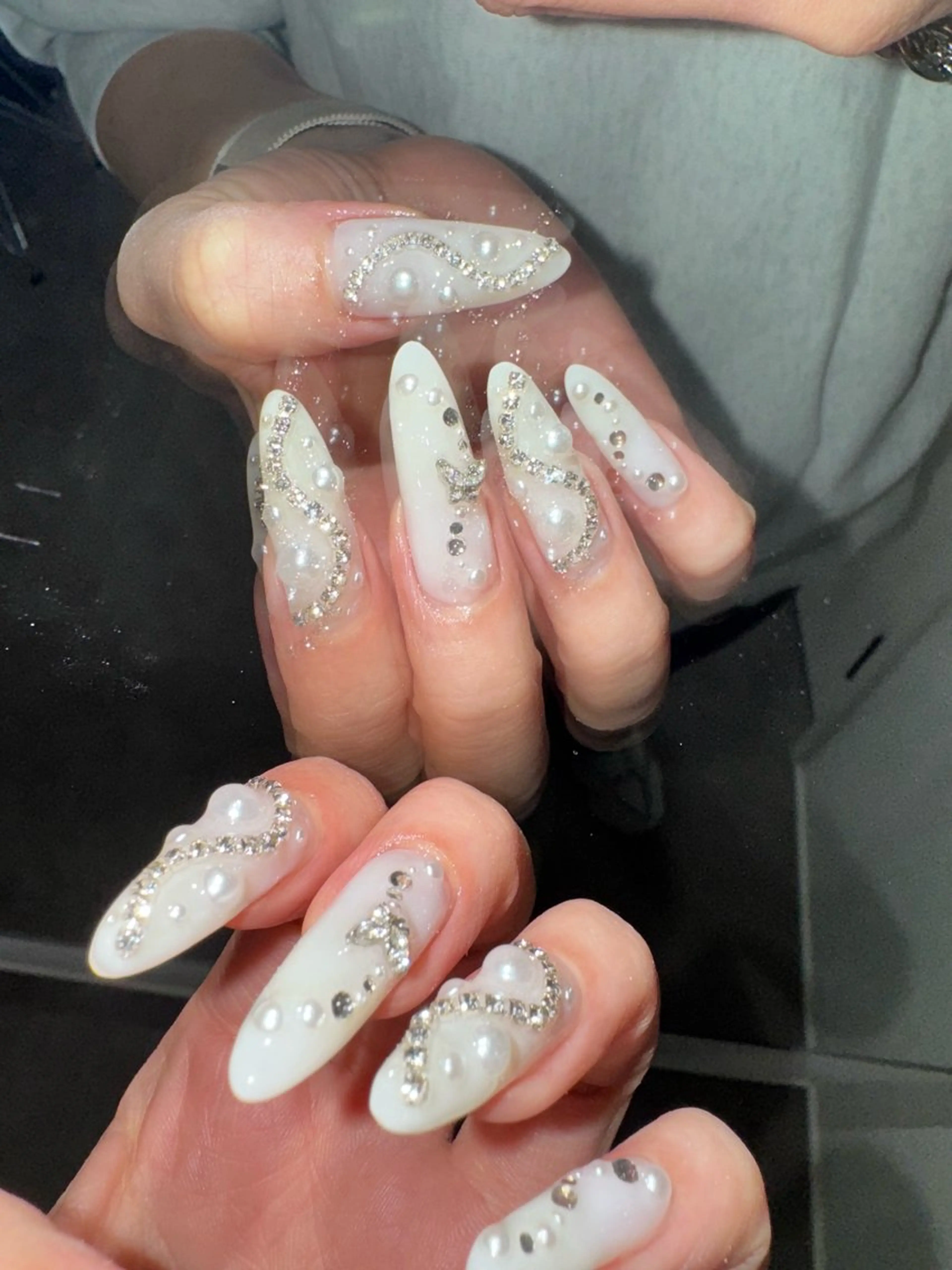 ネイル O. Maikaのネイルデザイン