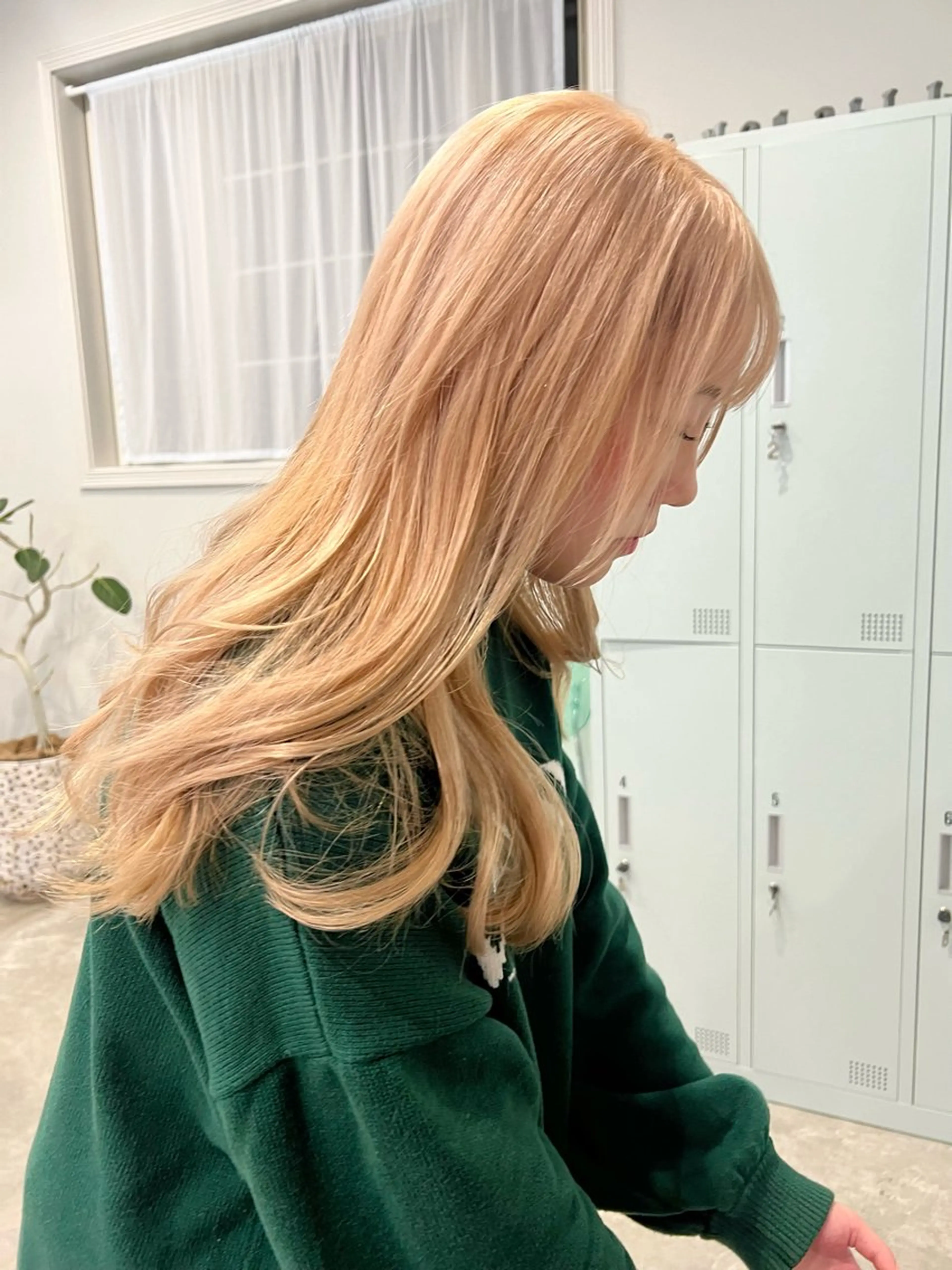 ロング ヘアカラー ダイヤモンドリリーキートス所属・ひめな /透明感カラー/一宮のヘアスタイル