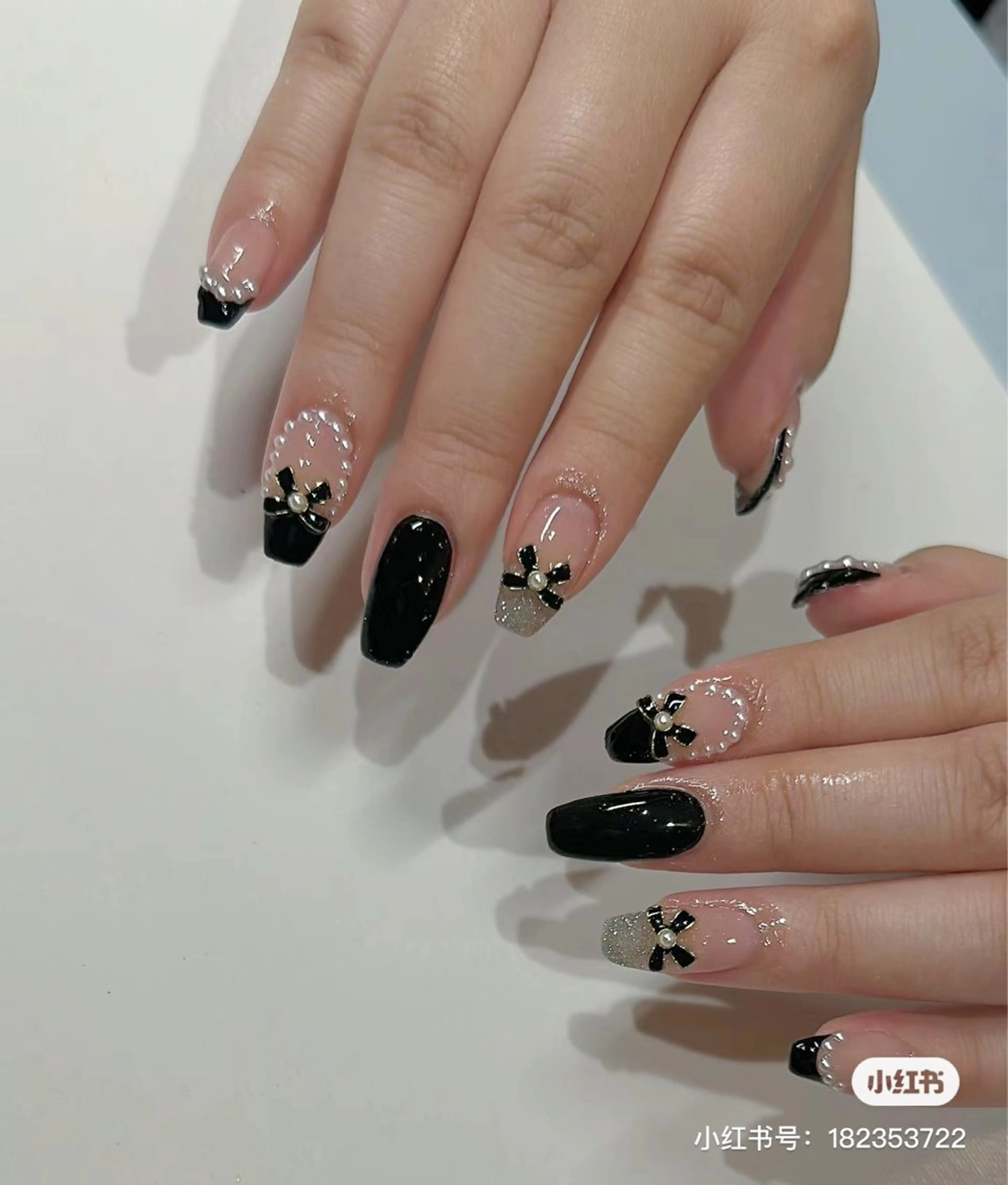 ネイル ハンドネイル ハンドケア 小林 凛のネイルデザイン