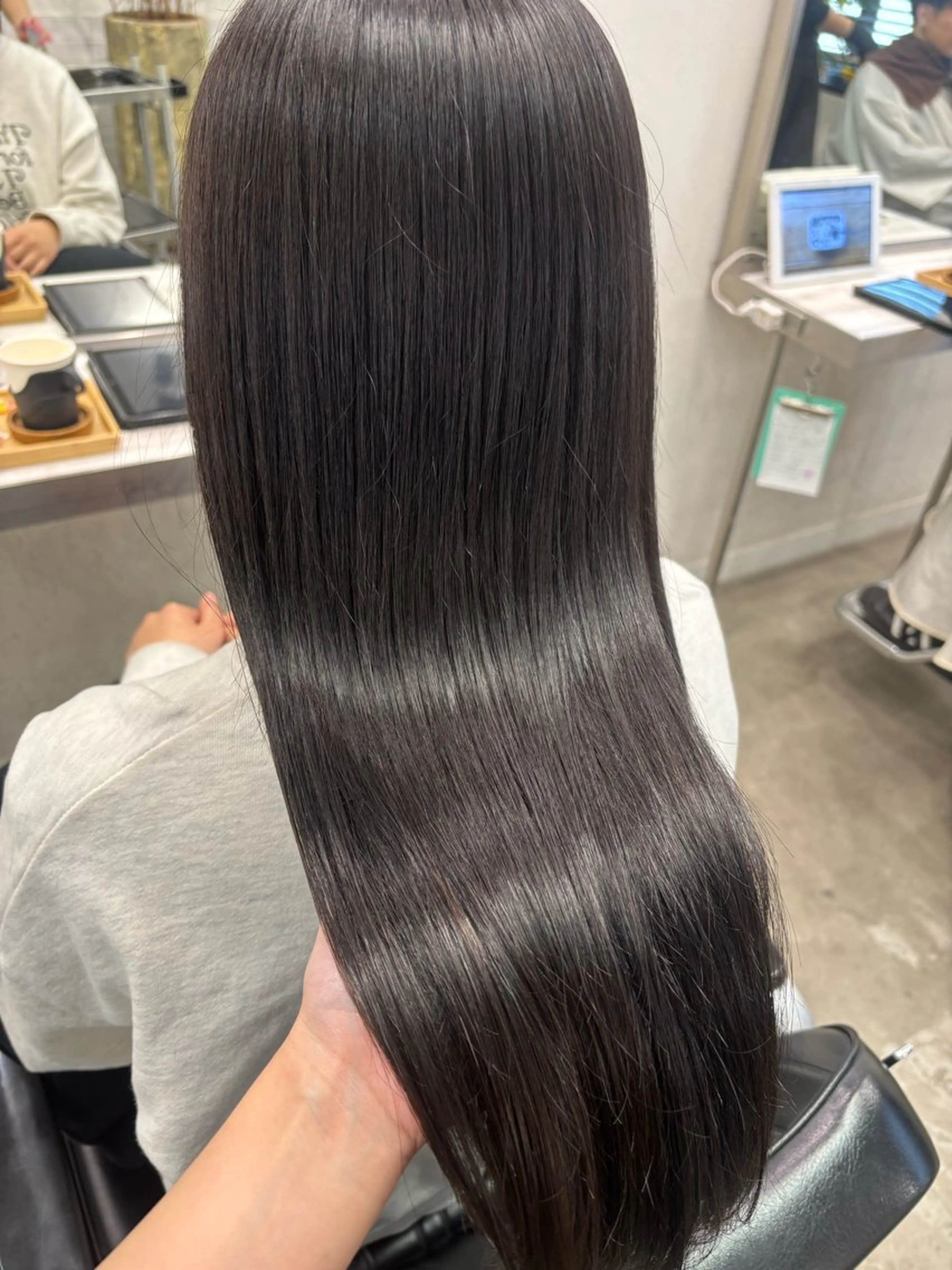 ロング ヘアカラー 韓国ヘア🇰🇷 HINAのヘアスタイル