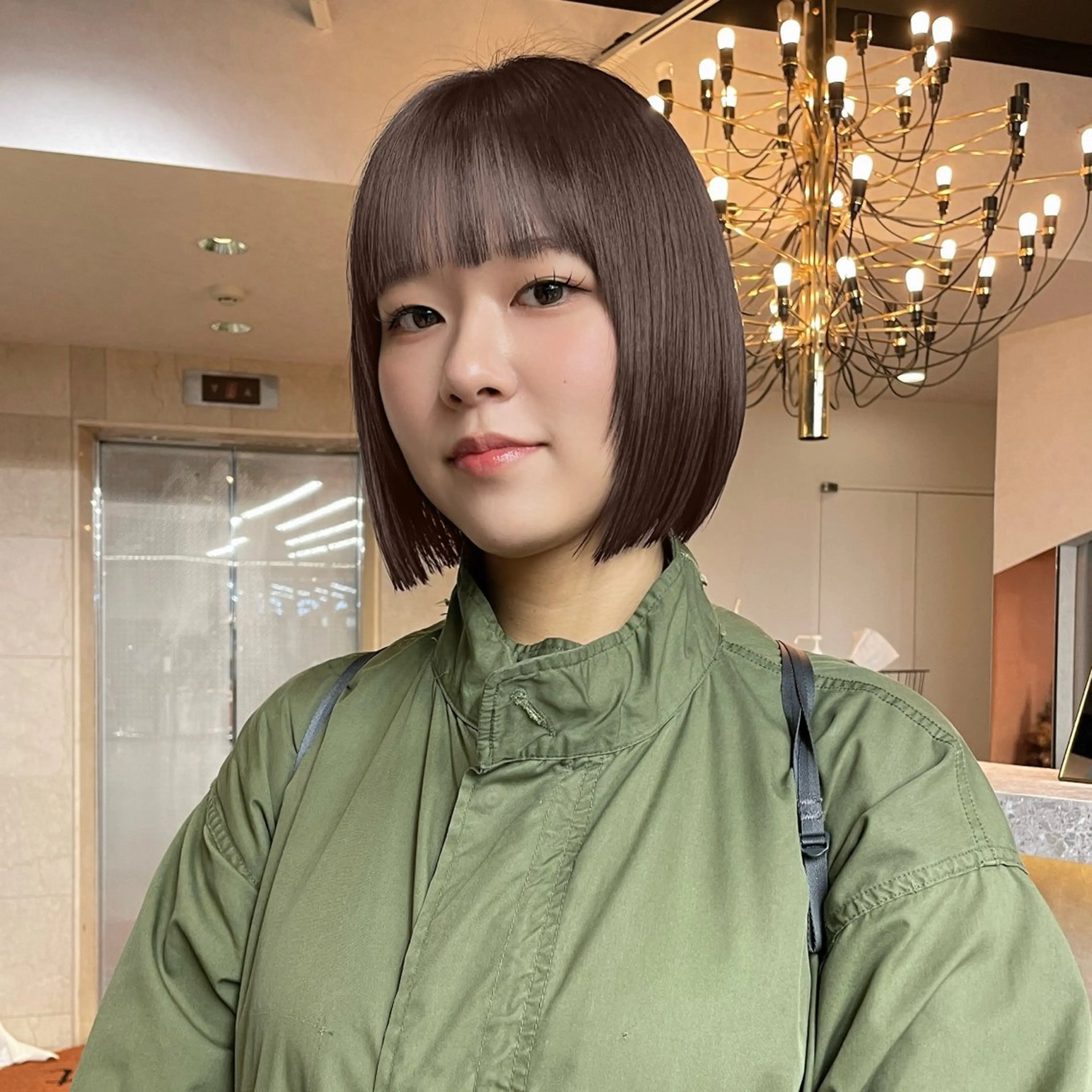 ショート カラー カット ヘアカラー 透明感/ベージュ/ 艶髪/ボブ🫧門脇由のヘアスタイル