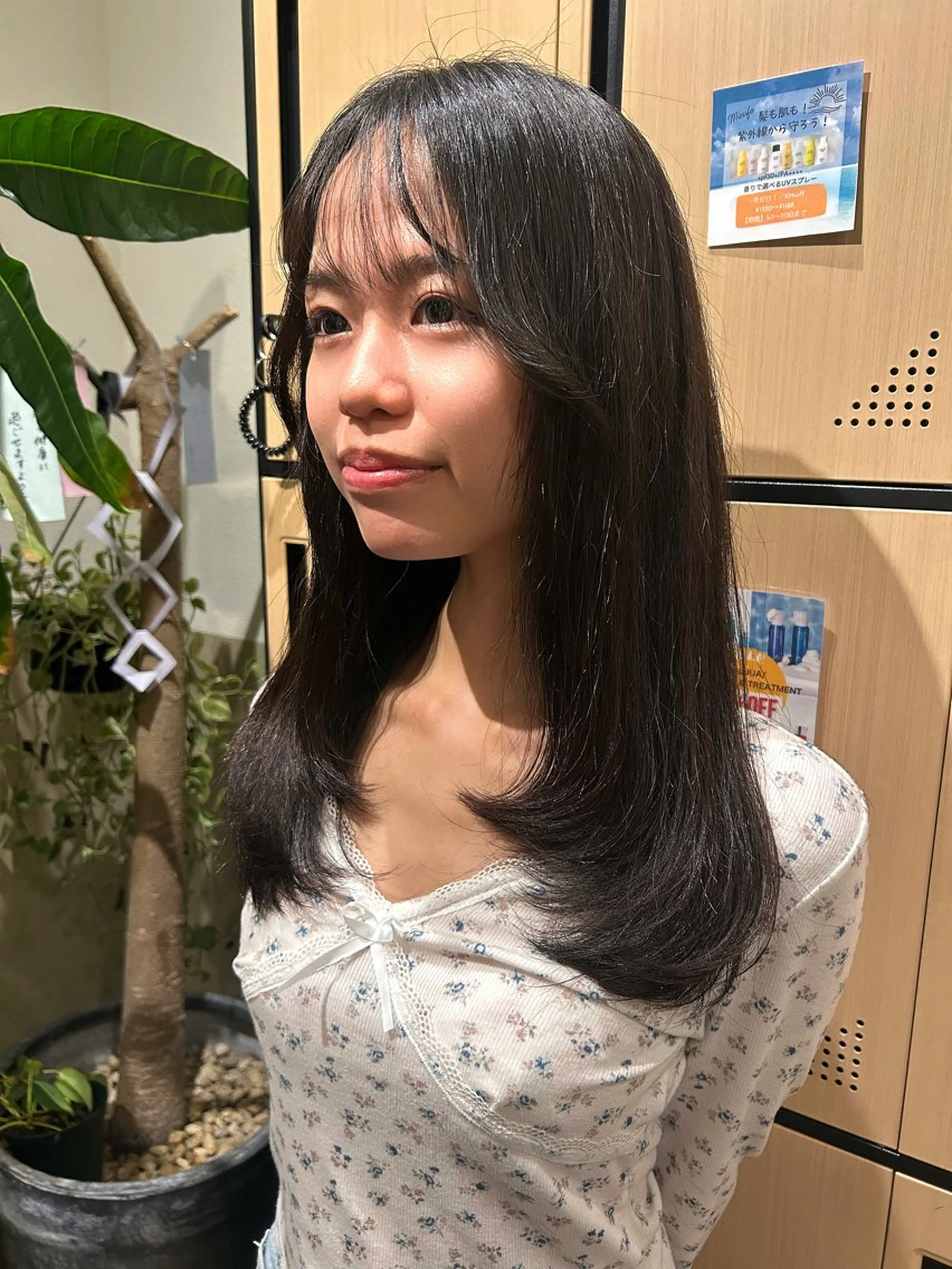 セミロング レイヤーカット Rue de Noel所属・井上 陽のヘアスタイル