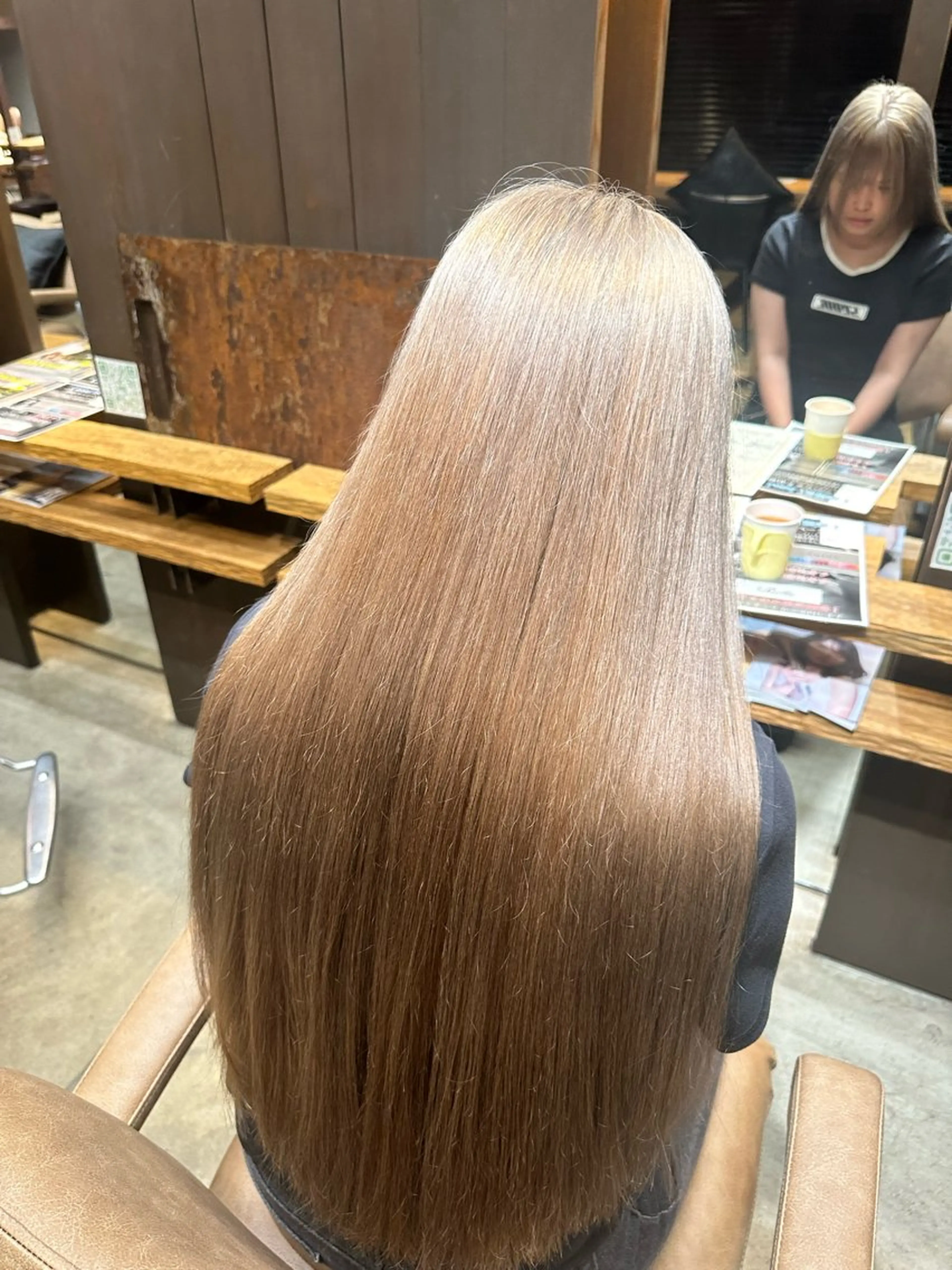 セミロング カラー ヘアカラー トリートメント 水光艶カラー/ 艶ブリーチ/颯のヘアスタイル