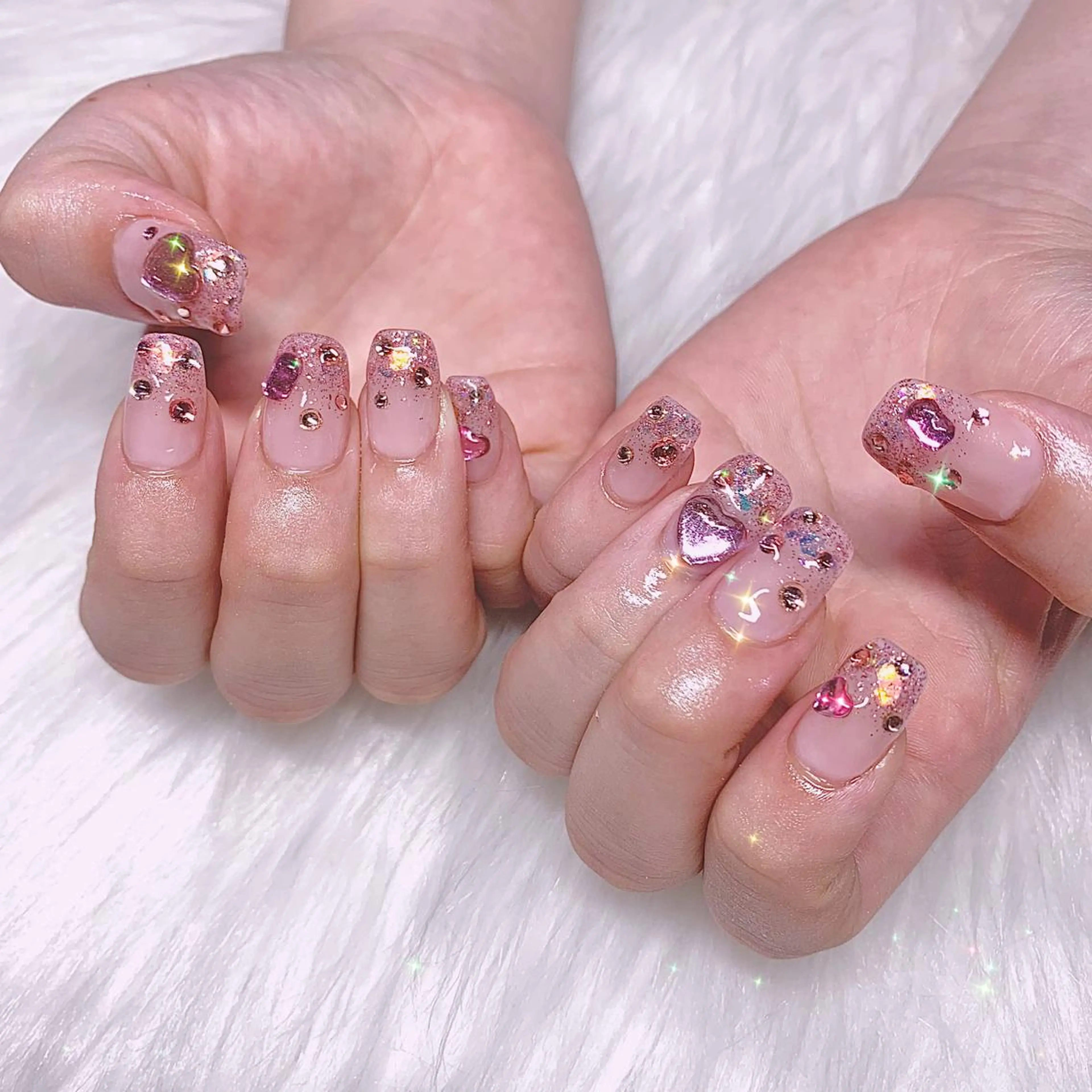 ネイル キラキラネイル élu by Noriko 前原のネイルデザイン