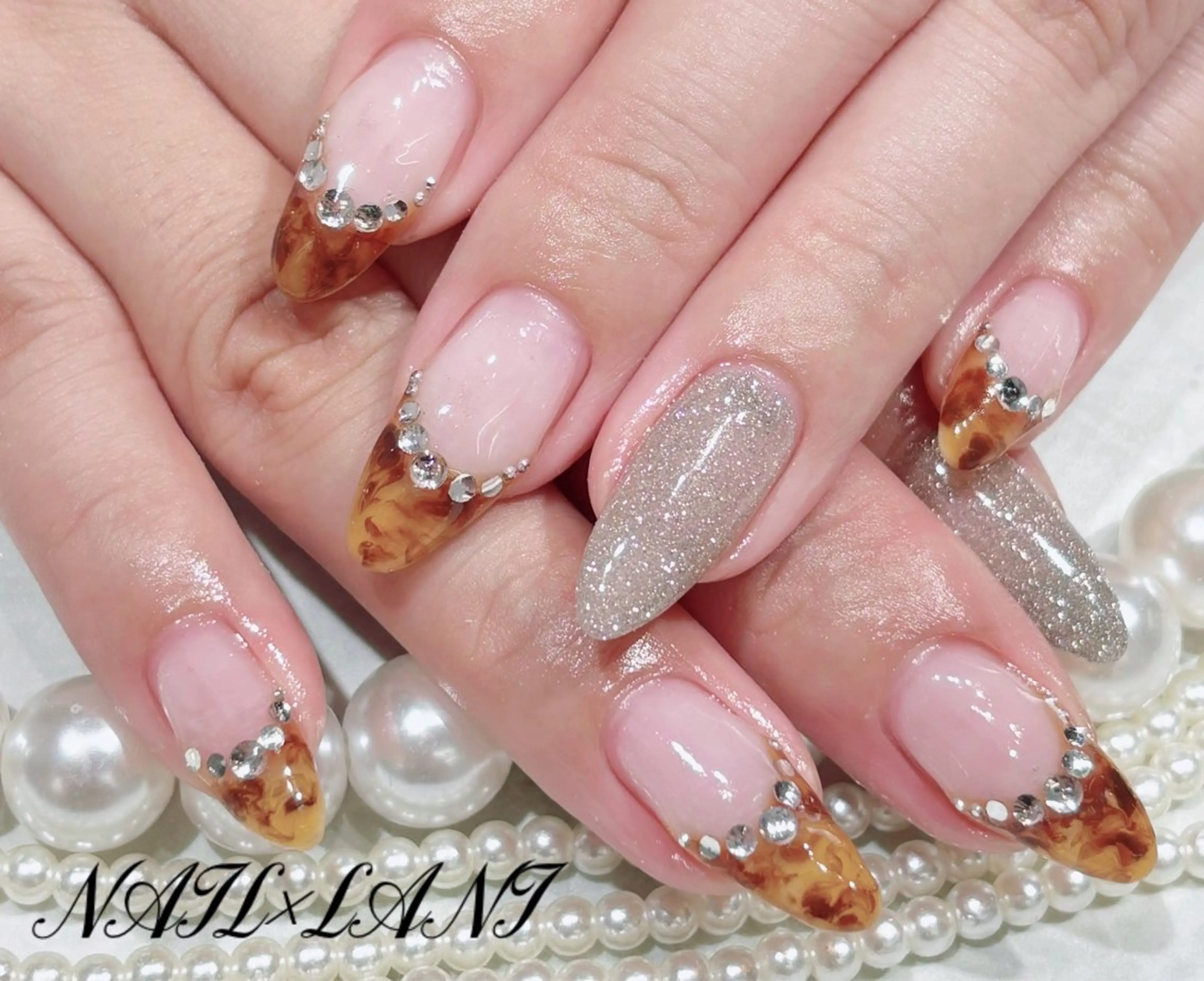 ネイル フットネイル ジェルネイル マグネットネイル パラジェル 一之瀬 柚季のネイルデザイン