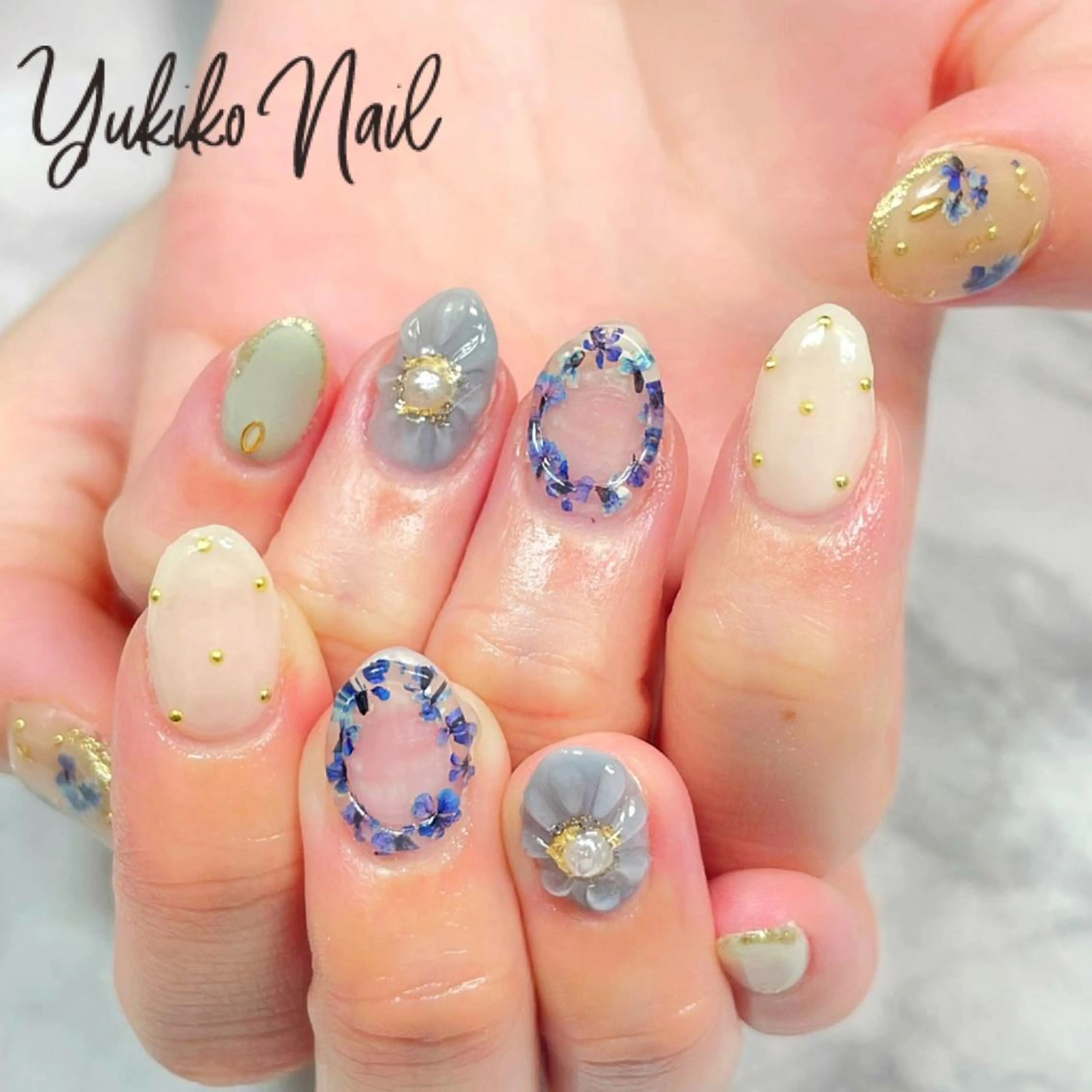 ネイル ブルー フラワーネイル ぷっくりネイル 春ネイル ユキコ ネイルのネイルデザイン