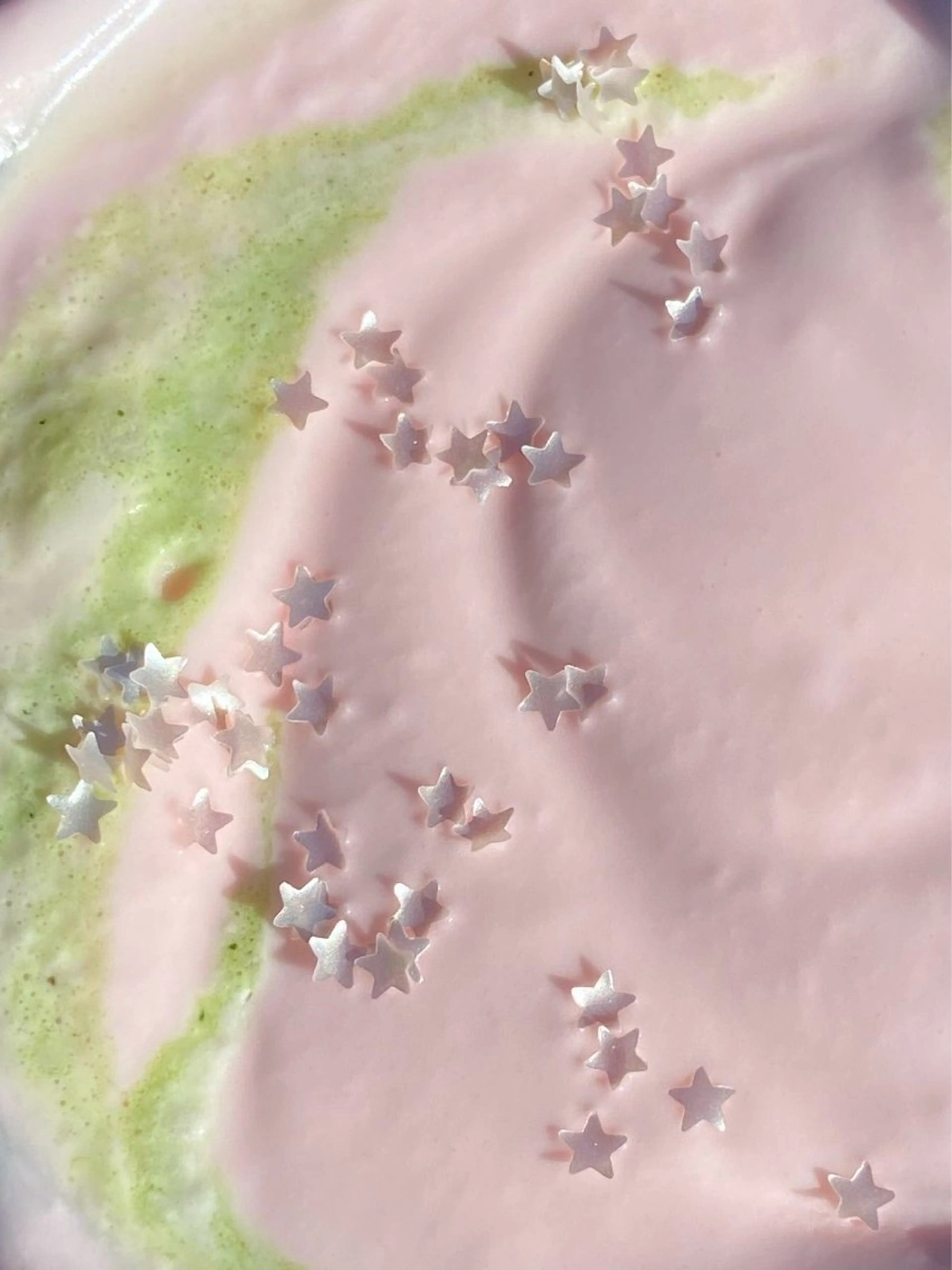 ecarg所属・ecarg / cocoroのマツエク・マツパデザイン