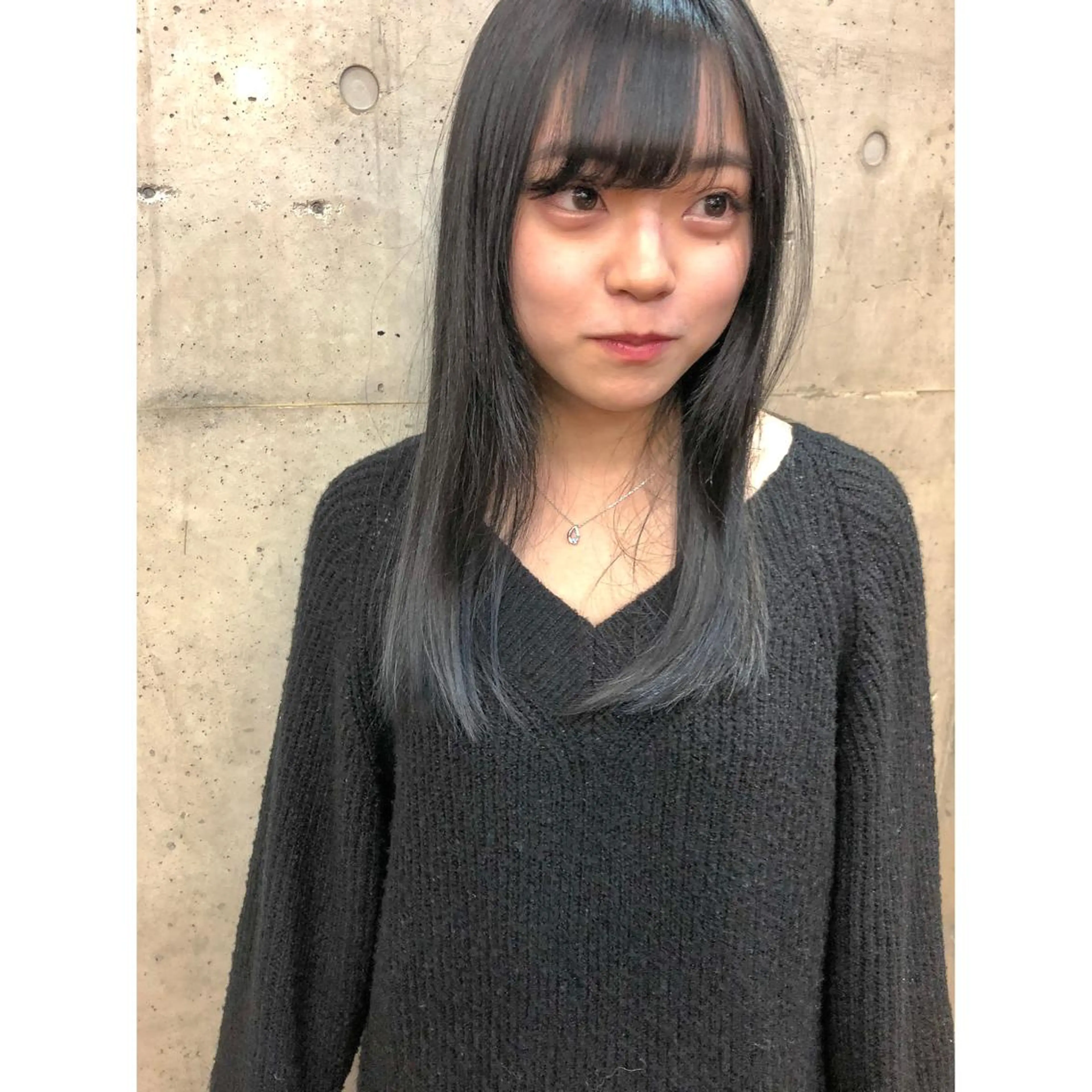 セミロング カラー ブルーカラー シルバー カット ヘアカラー トリートメント ヘアセット センスをお届けします 大谷将生INFPのヘアスタイル
