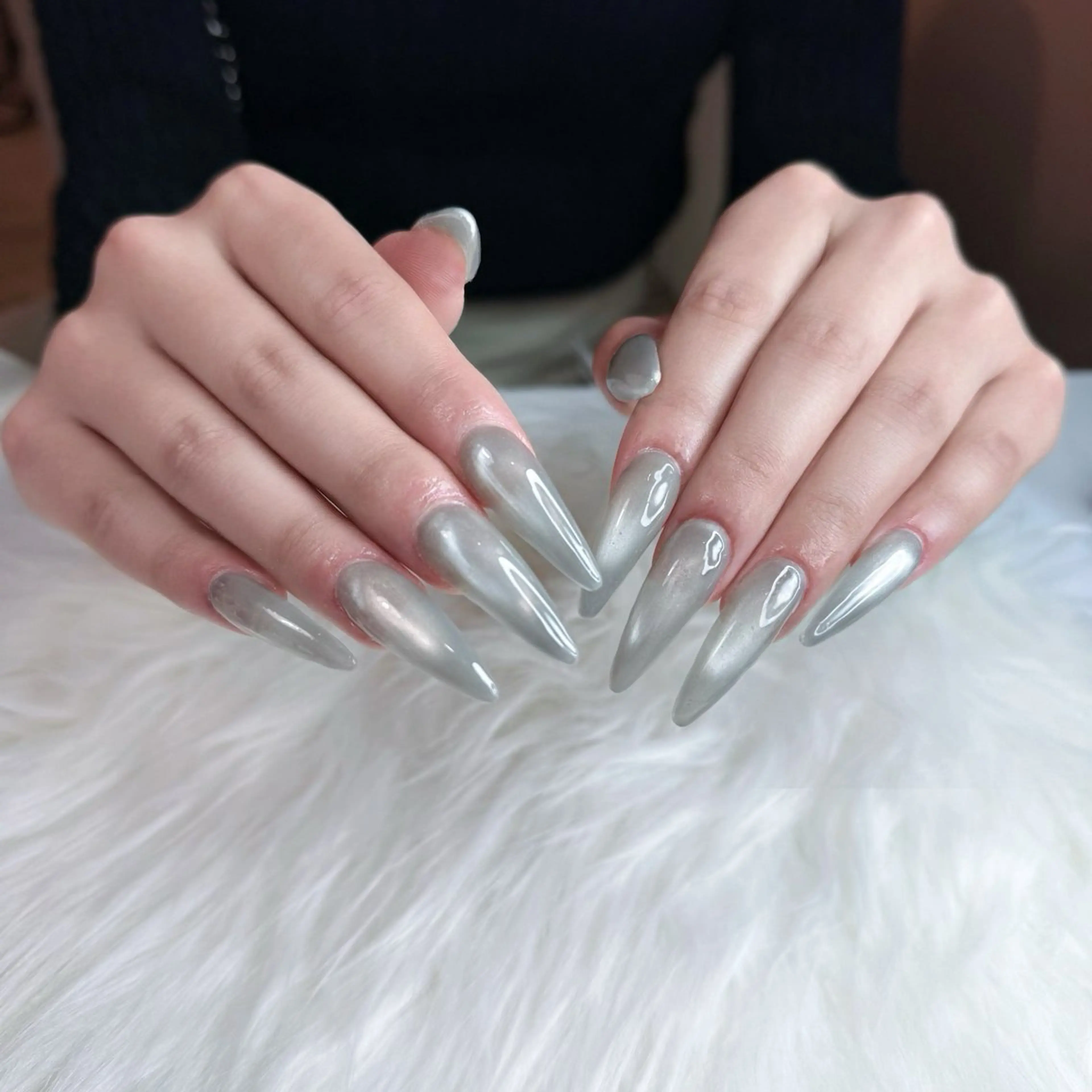 ネイル Home Spa Osaka所属・RIN HANのネイルデザイン