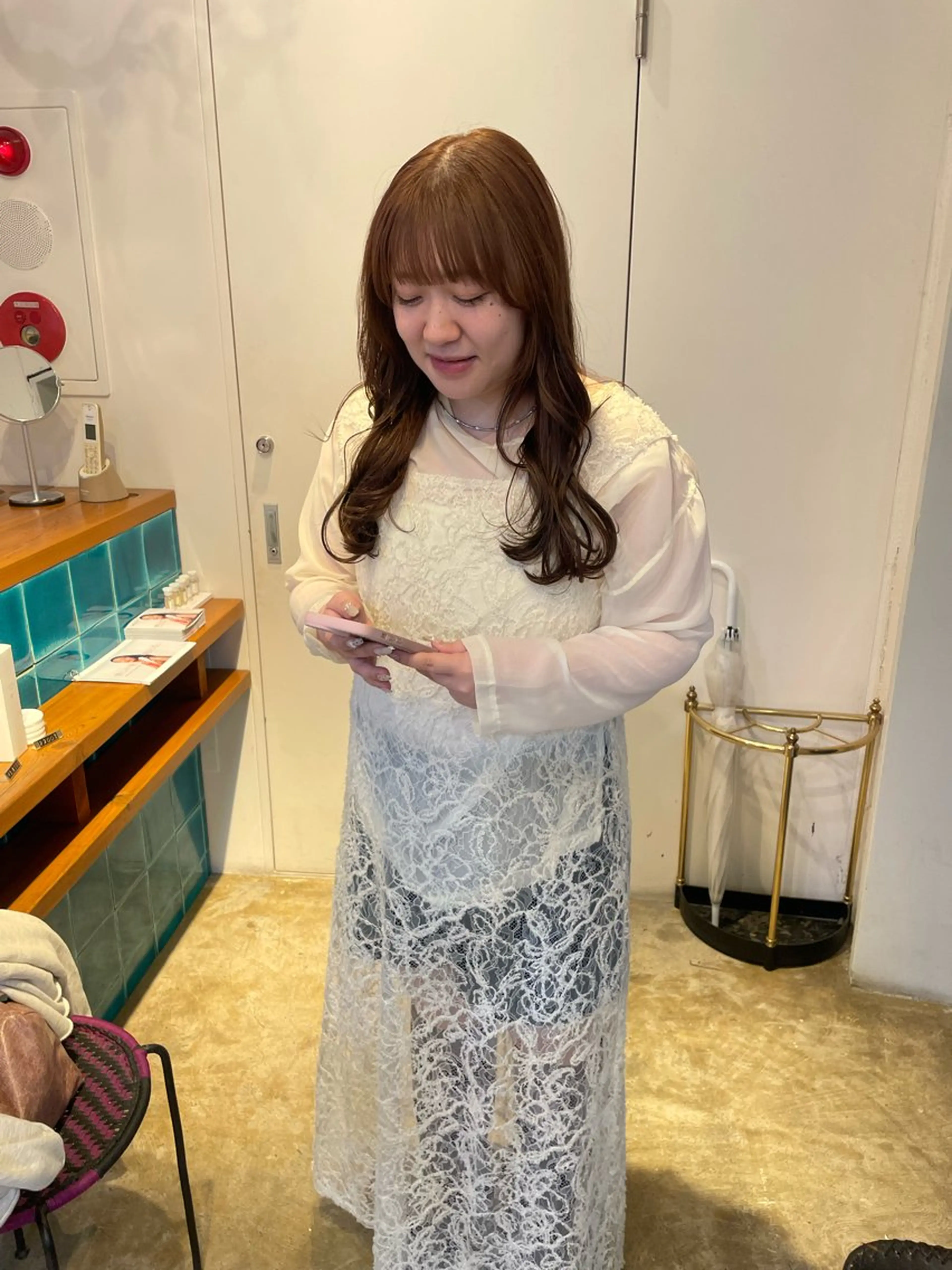 ロング カラー グレージュ カット ヘアカラー トリートメント MIOベージュカラー 柔らかいカラーのヘアスタイル