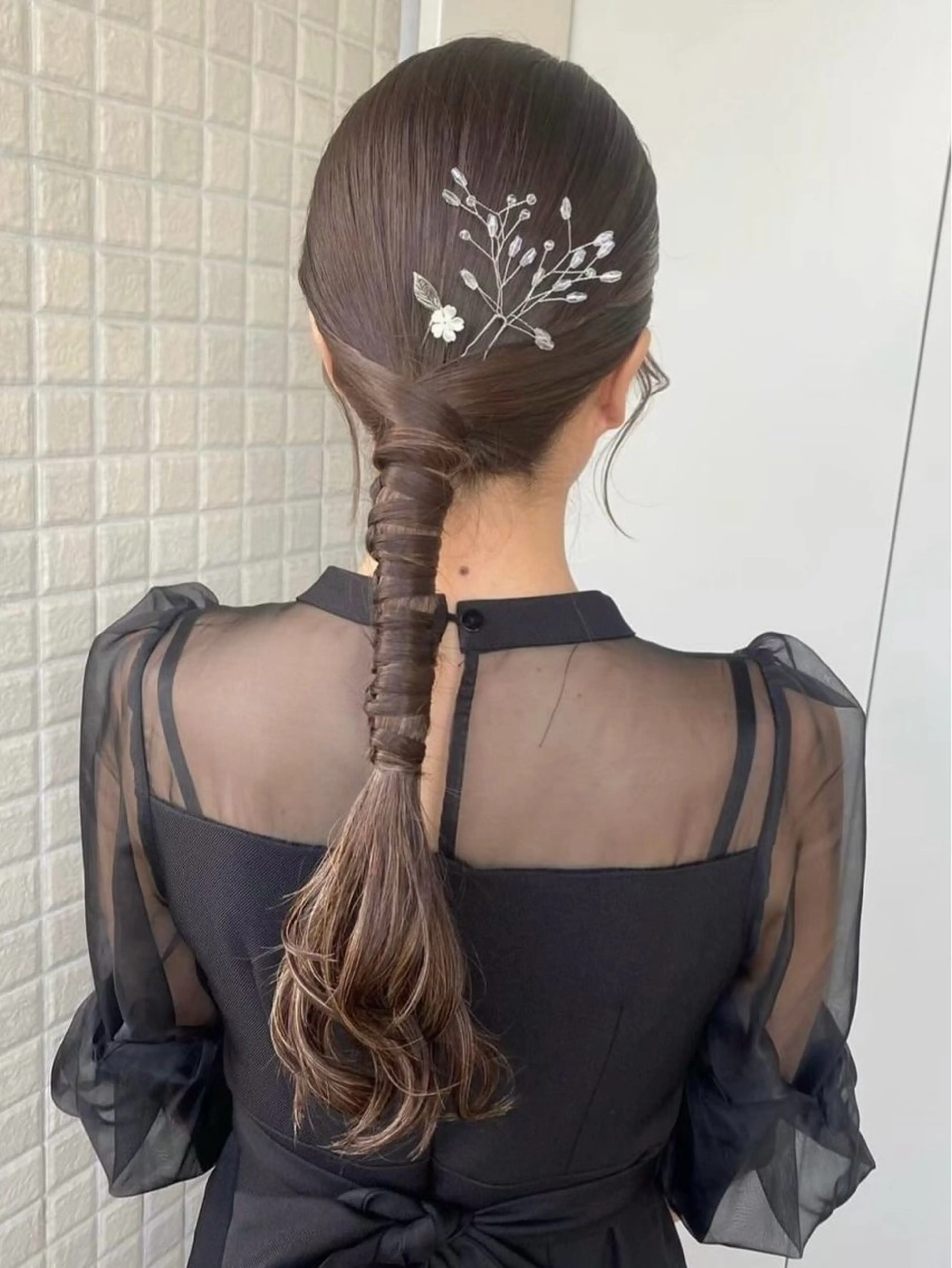 ロング ヘアアレンジ 成人式 結婚式・ブライダル 卒業式のヘアスタイル 艶カラー/縮毛矯正/ ケア/アレンジ/桜悠のヘアスタイル