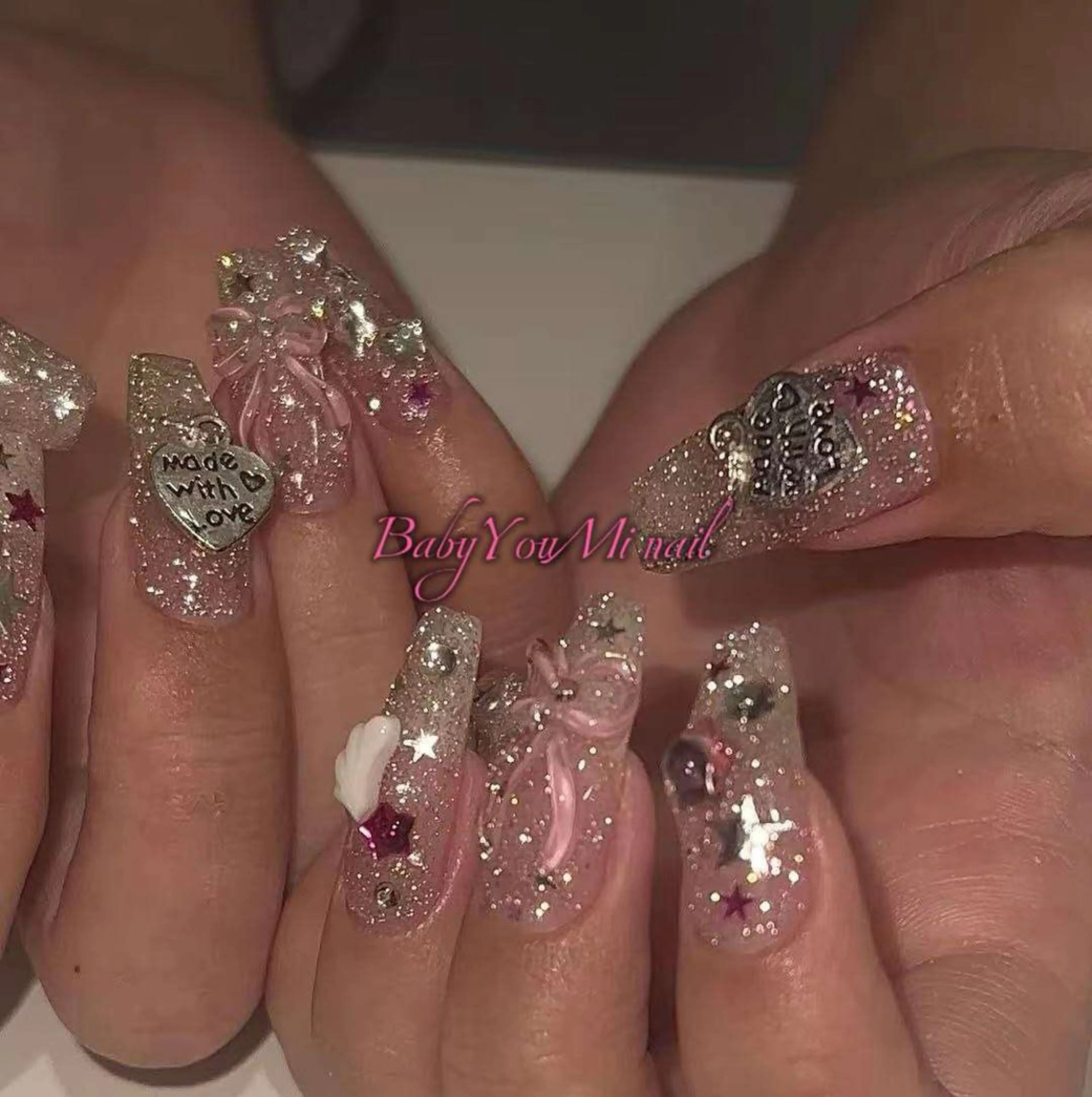 ネイル オーロラネイル フラワーネイル フットネイル フレンチネイル ジェルネイル ハンドネイル 相沢 さやかのネイルデザイン