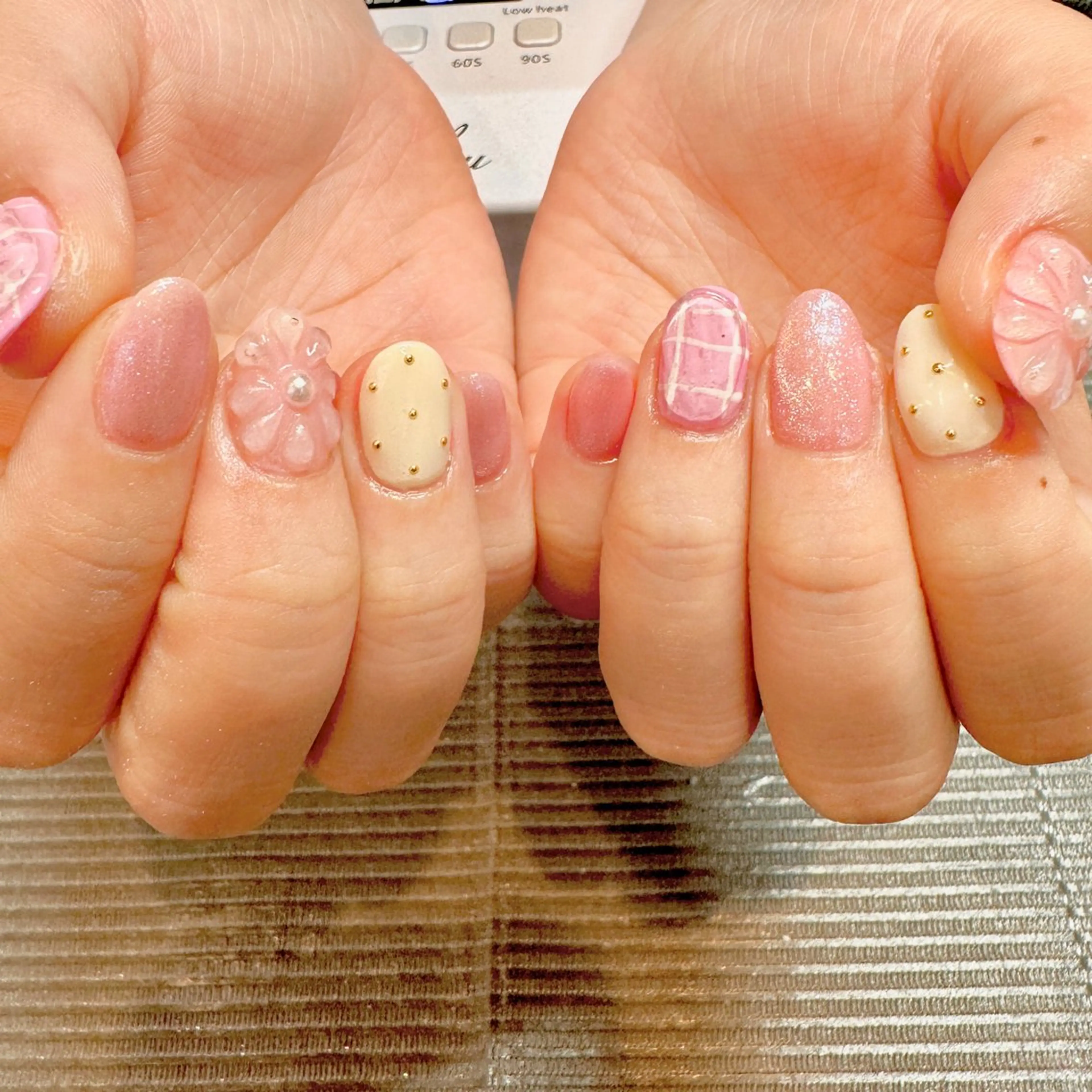 ネイル 羽鳥 薫乃のネイルデザイン