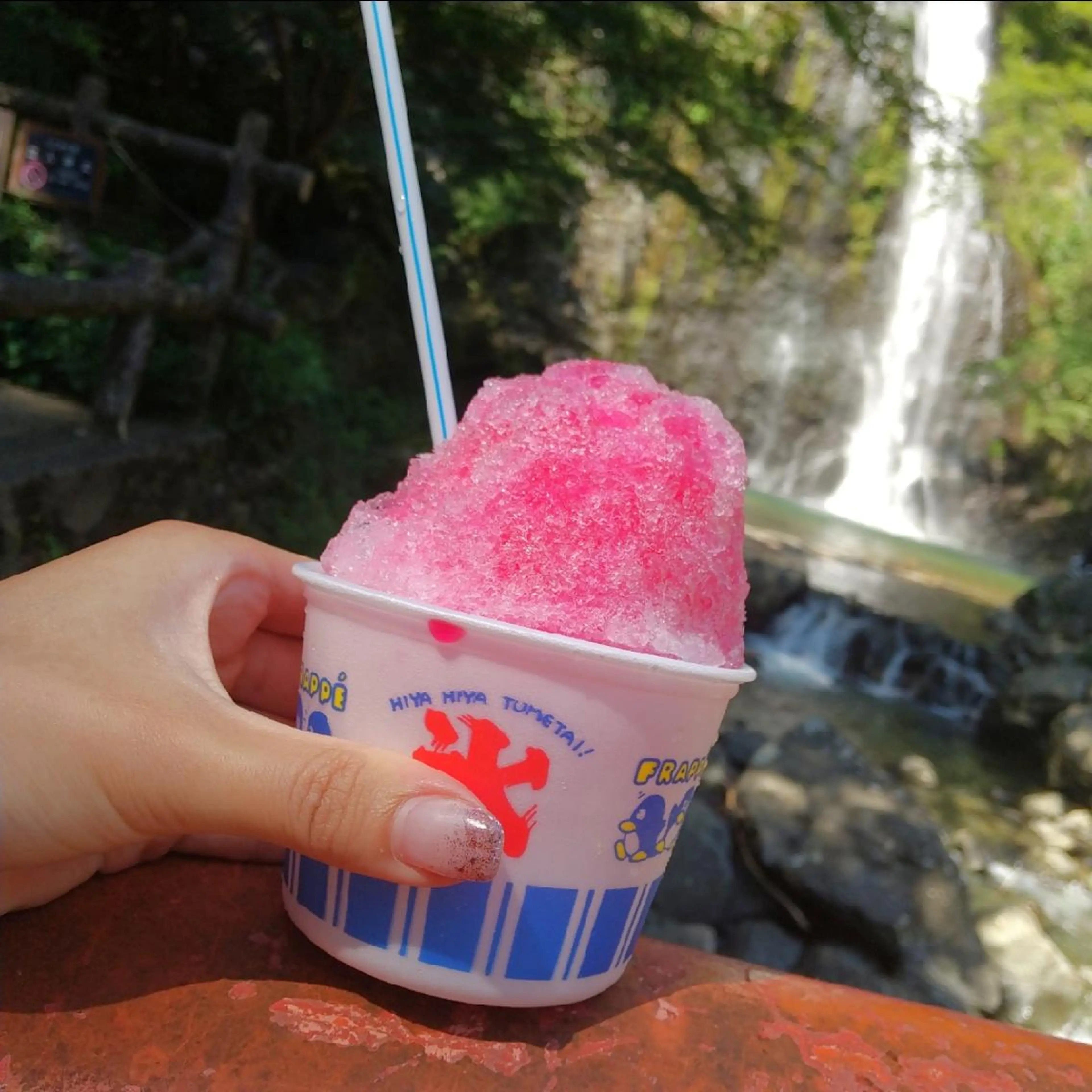 ネイル Nail leef《リーフ》所属・kahosan 𓆉のネイルデザイン