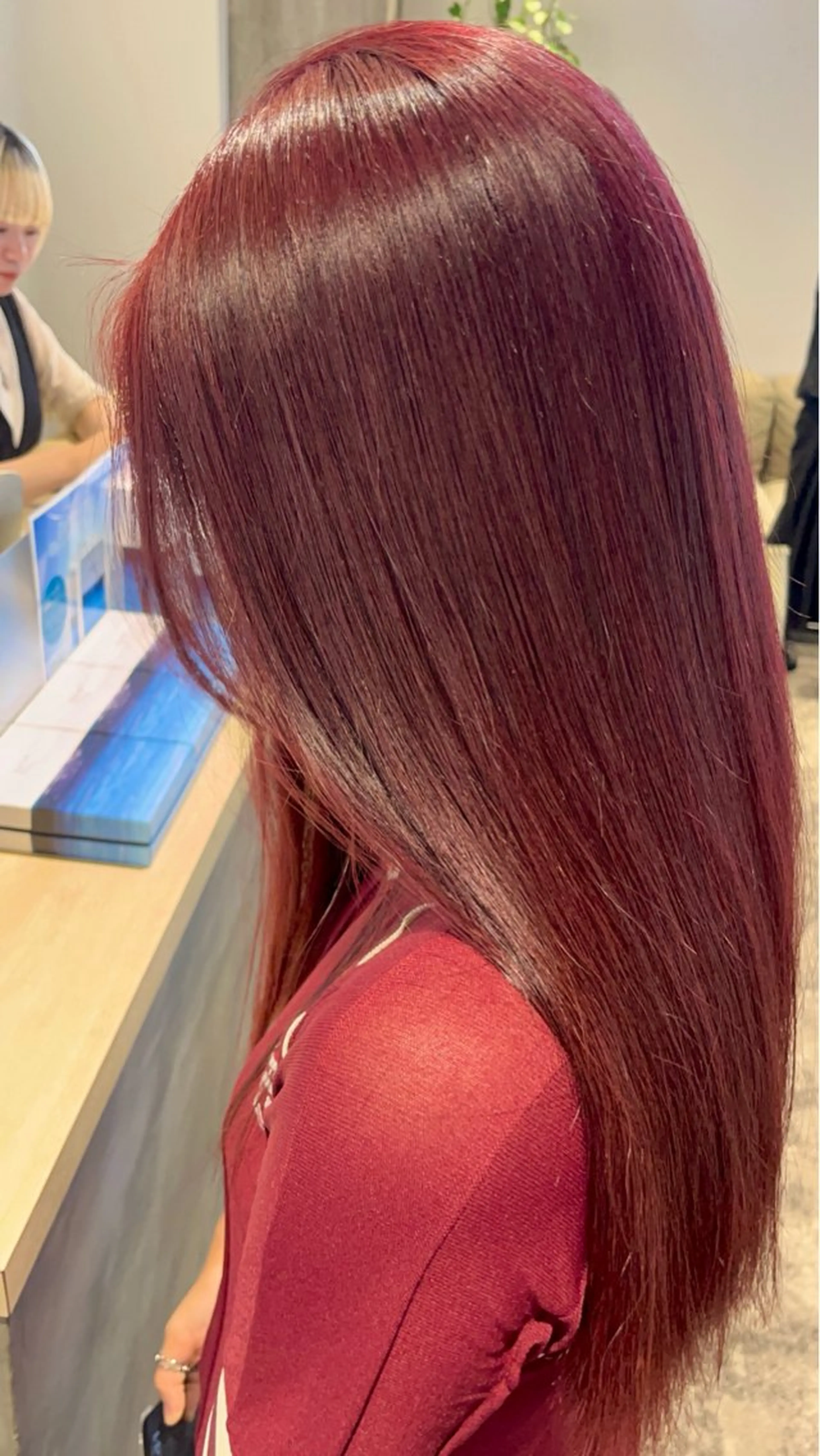 ロング カラー ヘアカラー 髪質改善 HALO hair salon【ヘイロー】所属・暖色カラー🟥ショウ ✖️ウルフ&レイヤーのヘアスタイル