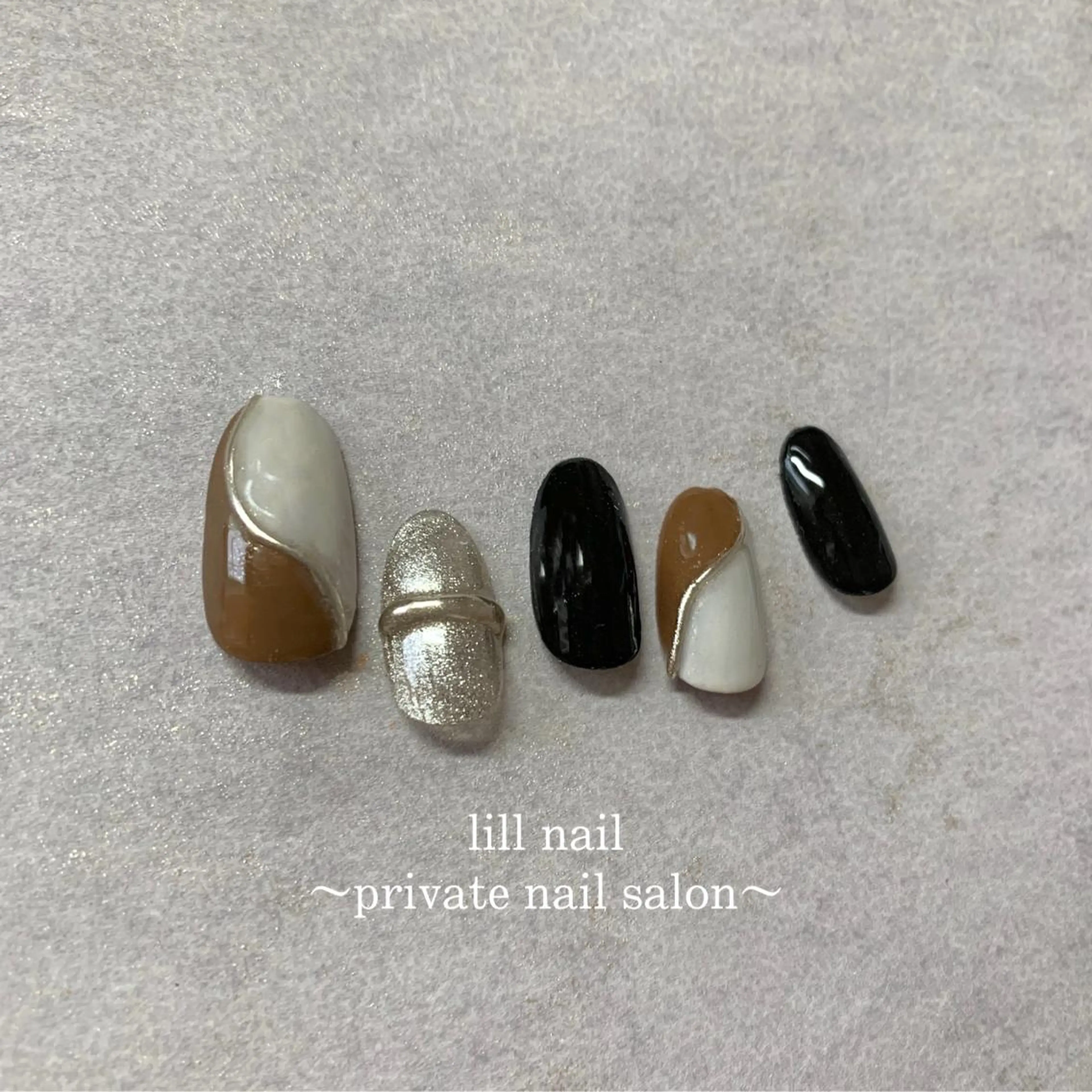 ミディアム pllia beautyのネイルデザイン