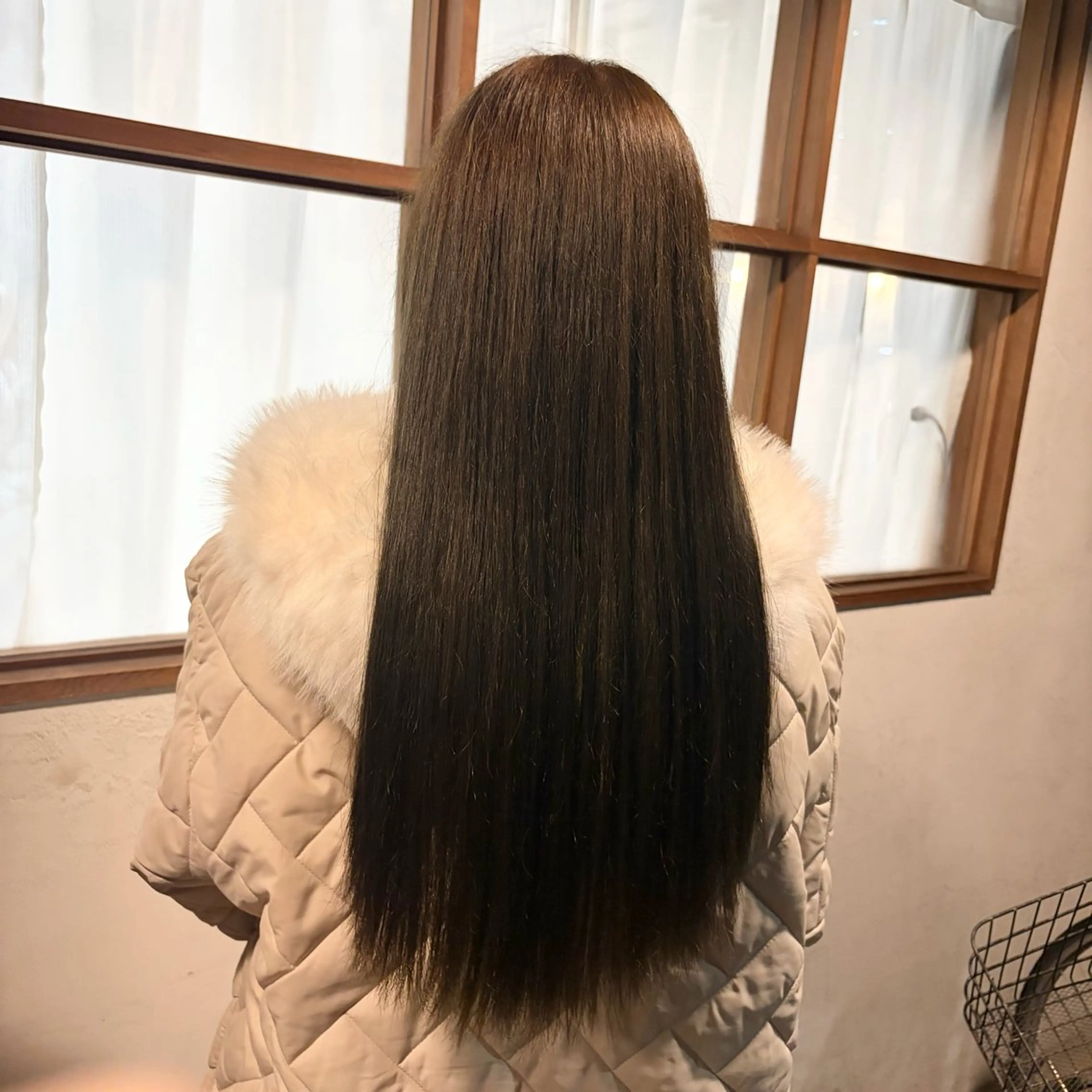 カラー 杉田 理胡のヘアスタイル