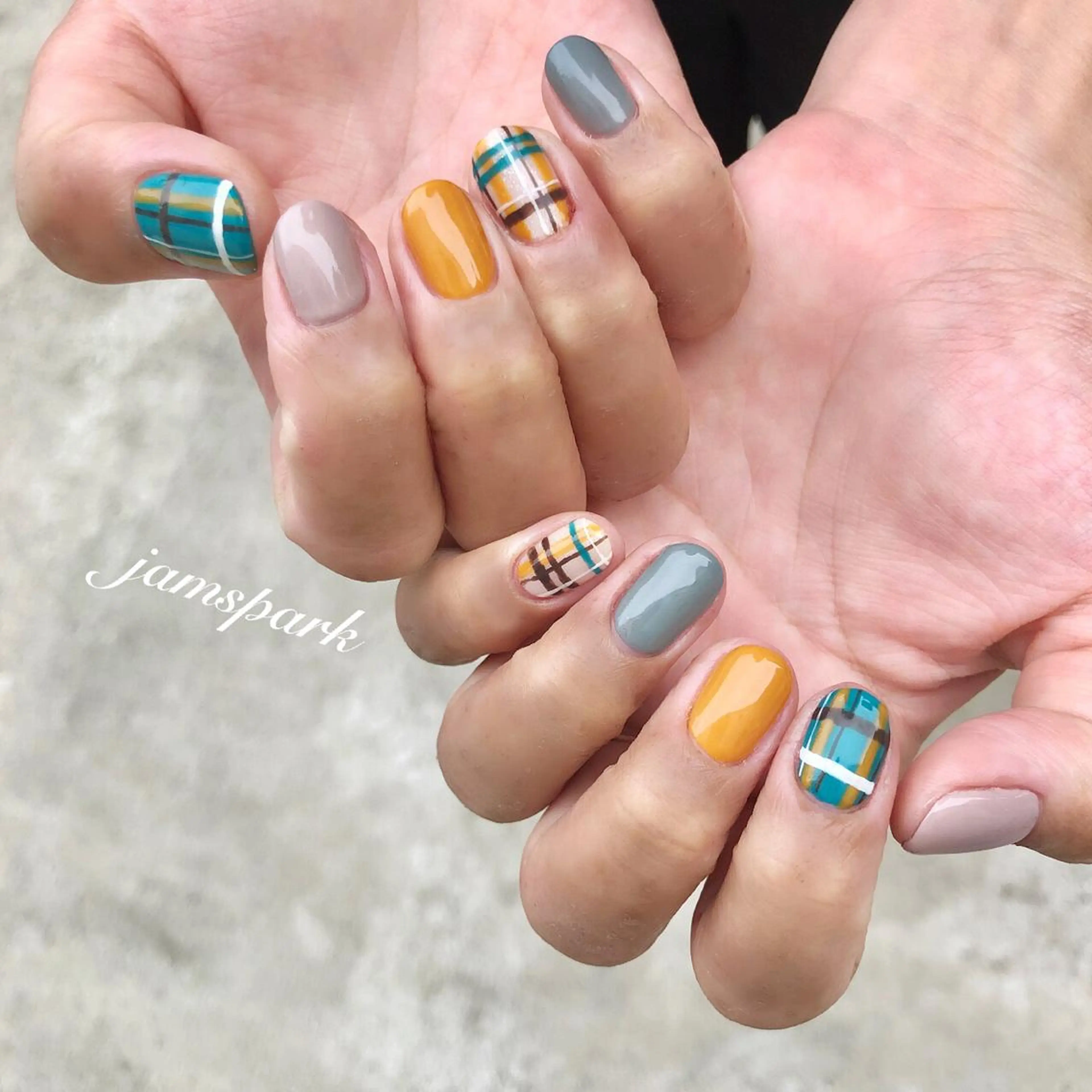 ネイル アートネイル ワンカラーネイル シンプルネイル ハンドネイル jamspark ✨のネイルデザイン