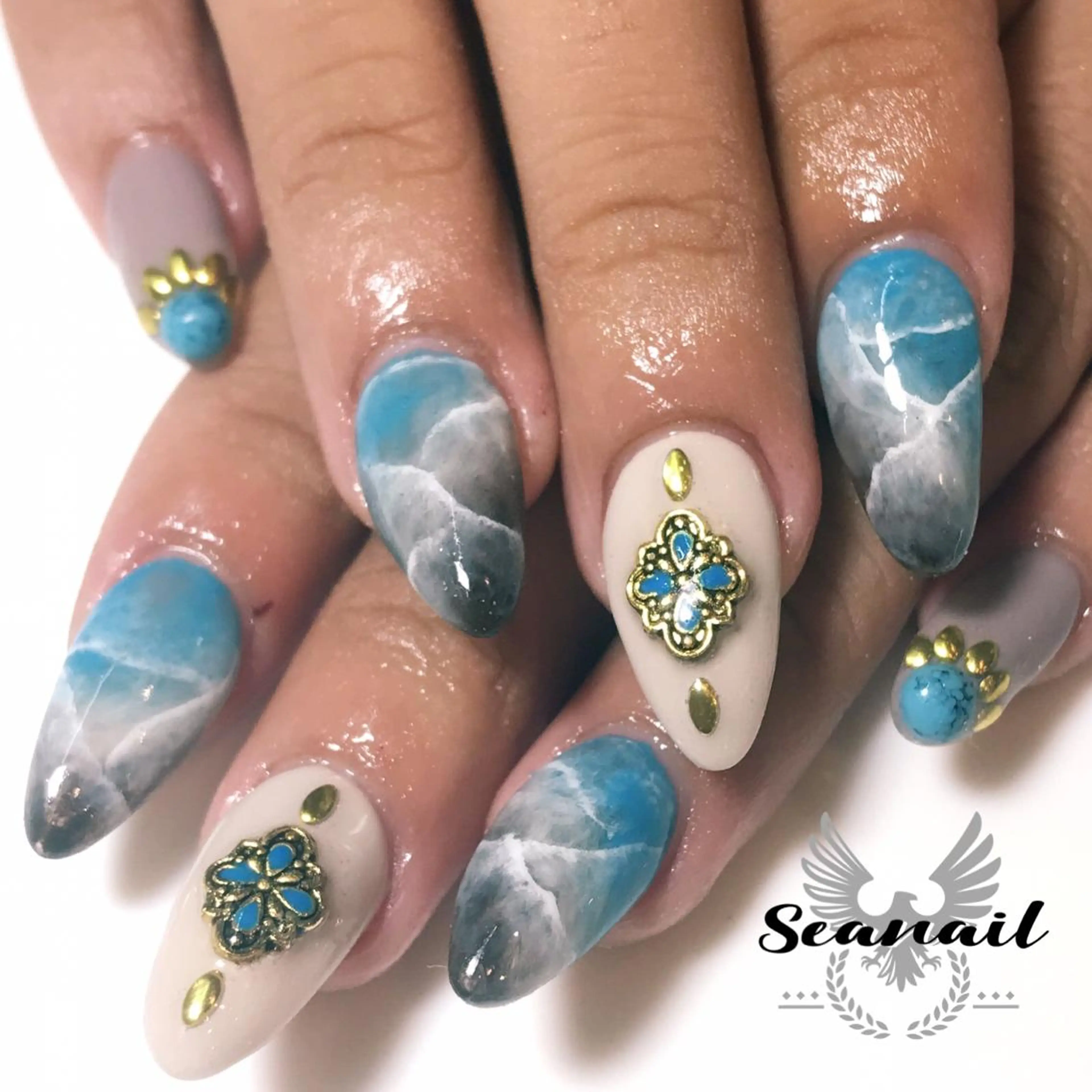 ネイル 小尾 栞のネイルデザイン