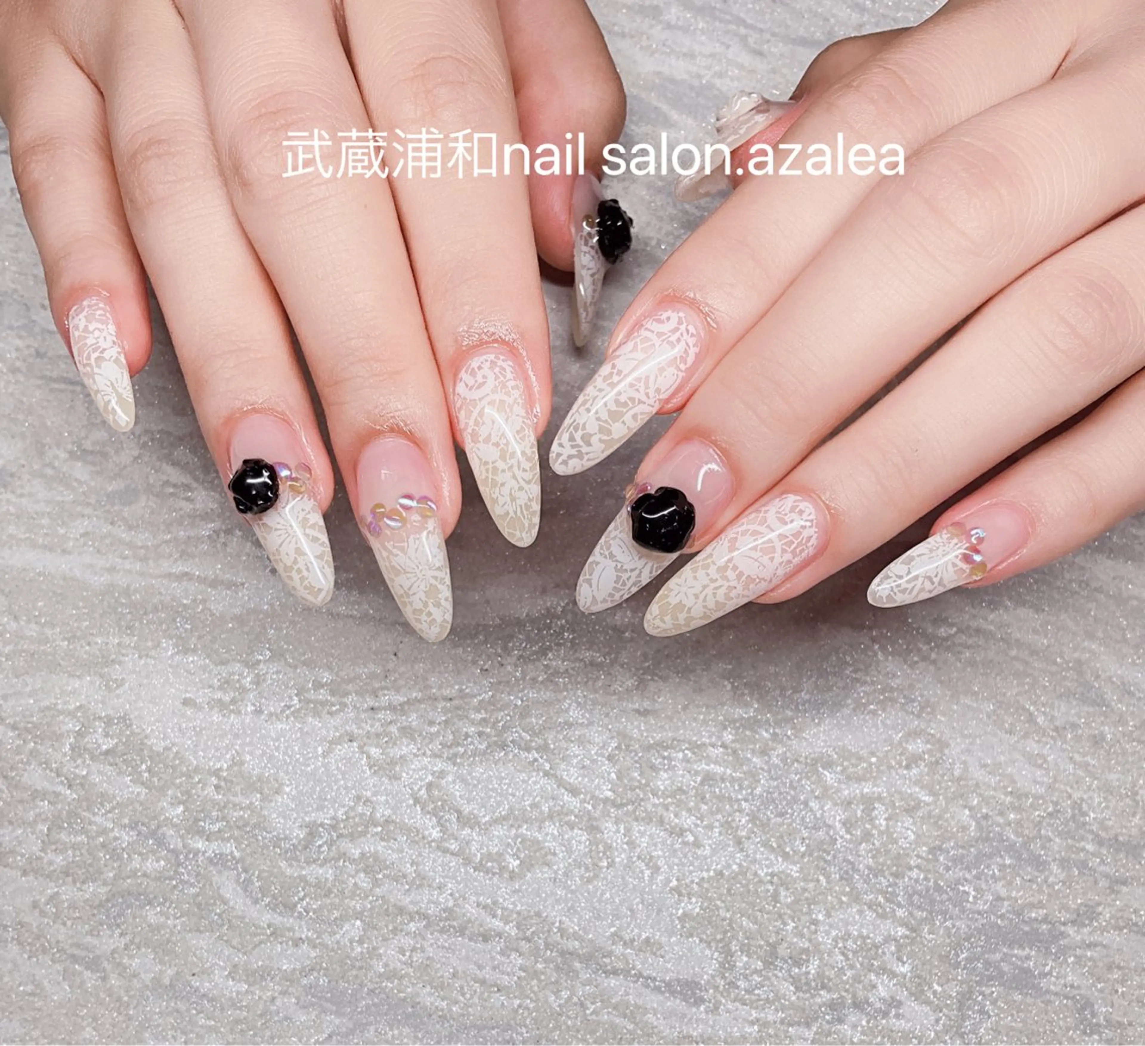 ネイル ハンドネイル R inのネイルデザイン