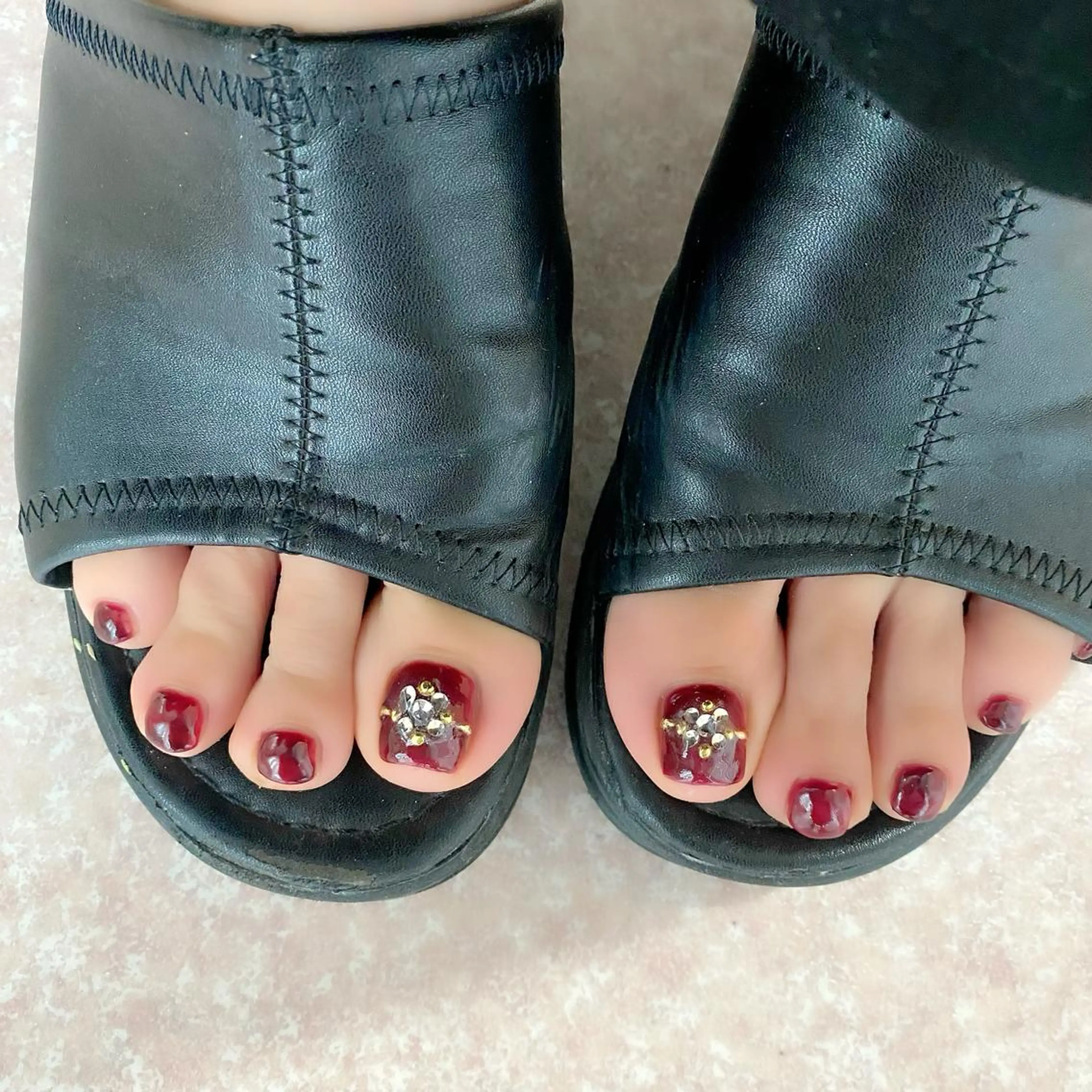 ネイル ボルドー フットネイル 大理石ネイル(マーブル) Salon Ｋのネイルデザイン