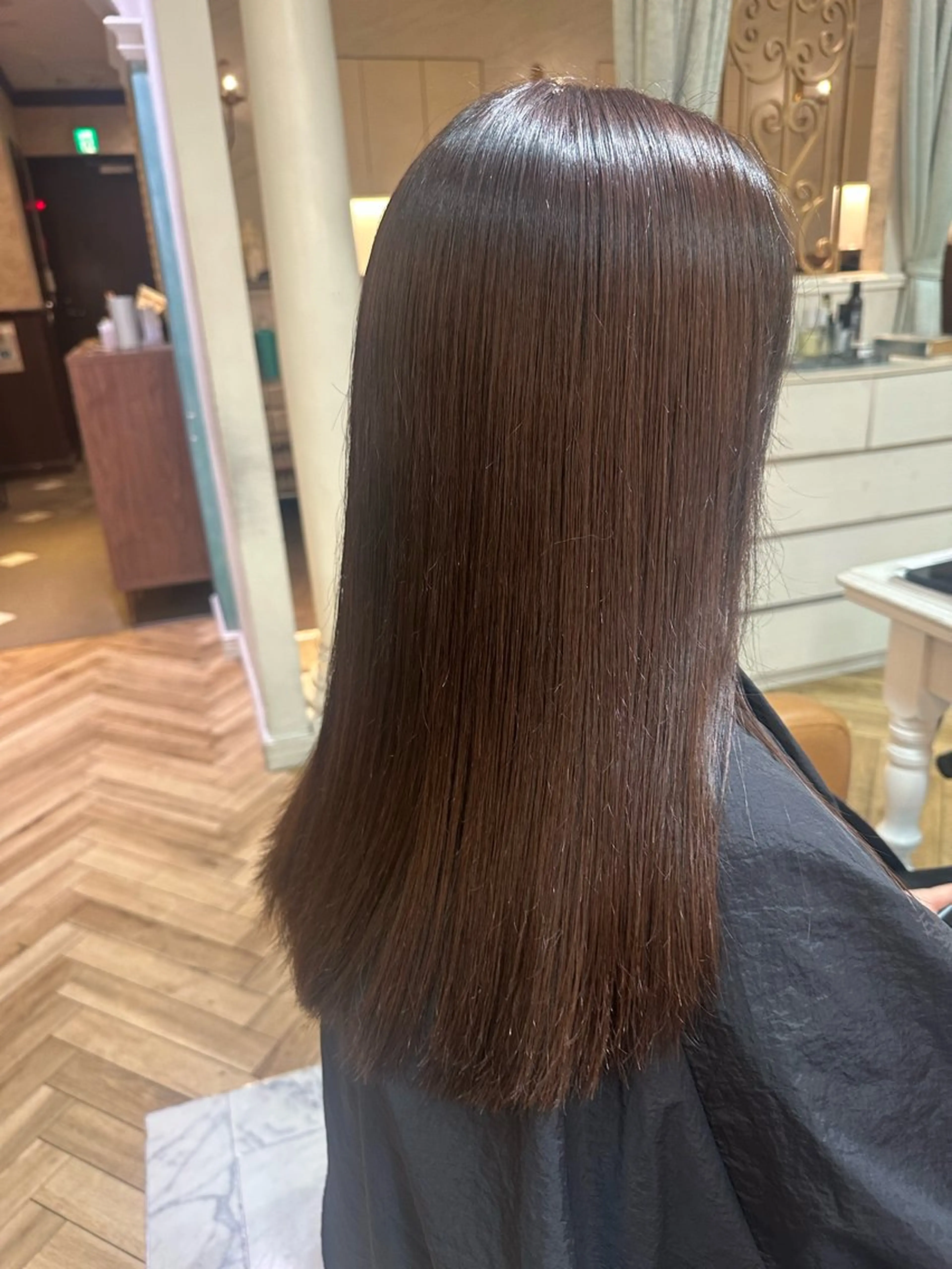 ロング 縮毛矯正 トリートメント レイヤー/透明感 カラー/縮毛/しおんのヘアスタイル