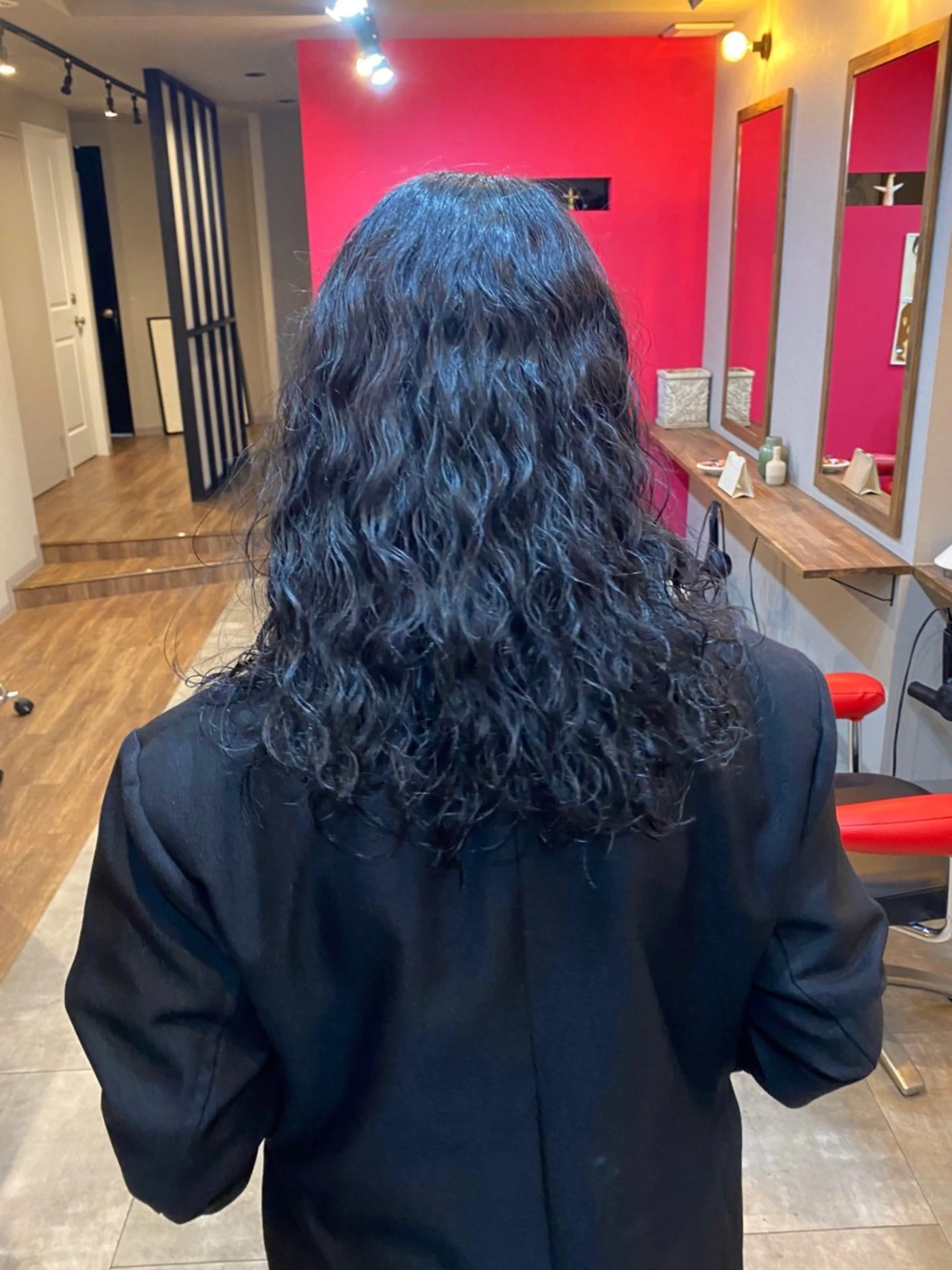 ロング パーマ FBeauty 青山店所属・パーマ特化美容師 表参道のヘアスタイル