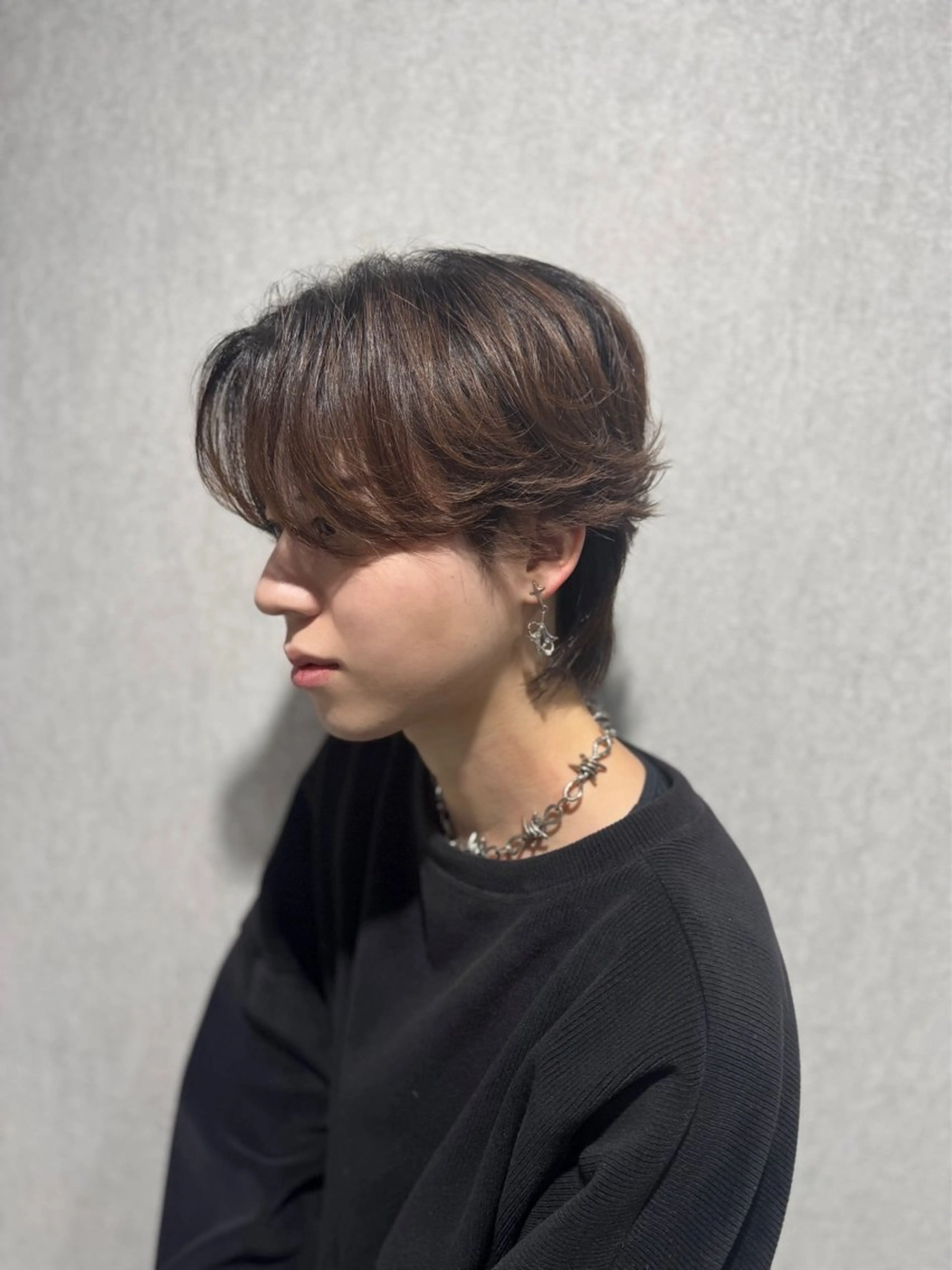 メンズ センターパート 曲がる縮毛/カルマパ ーマ/池袋/横村大全のヘアスタイル