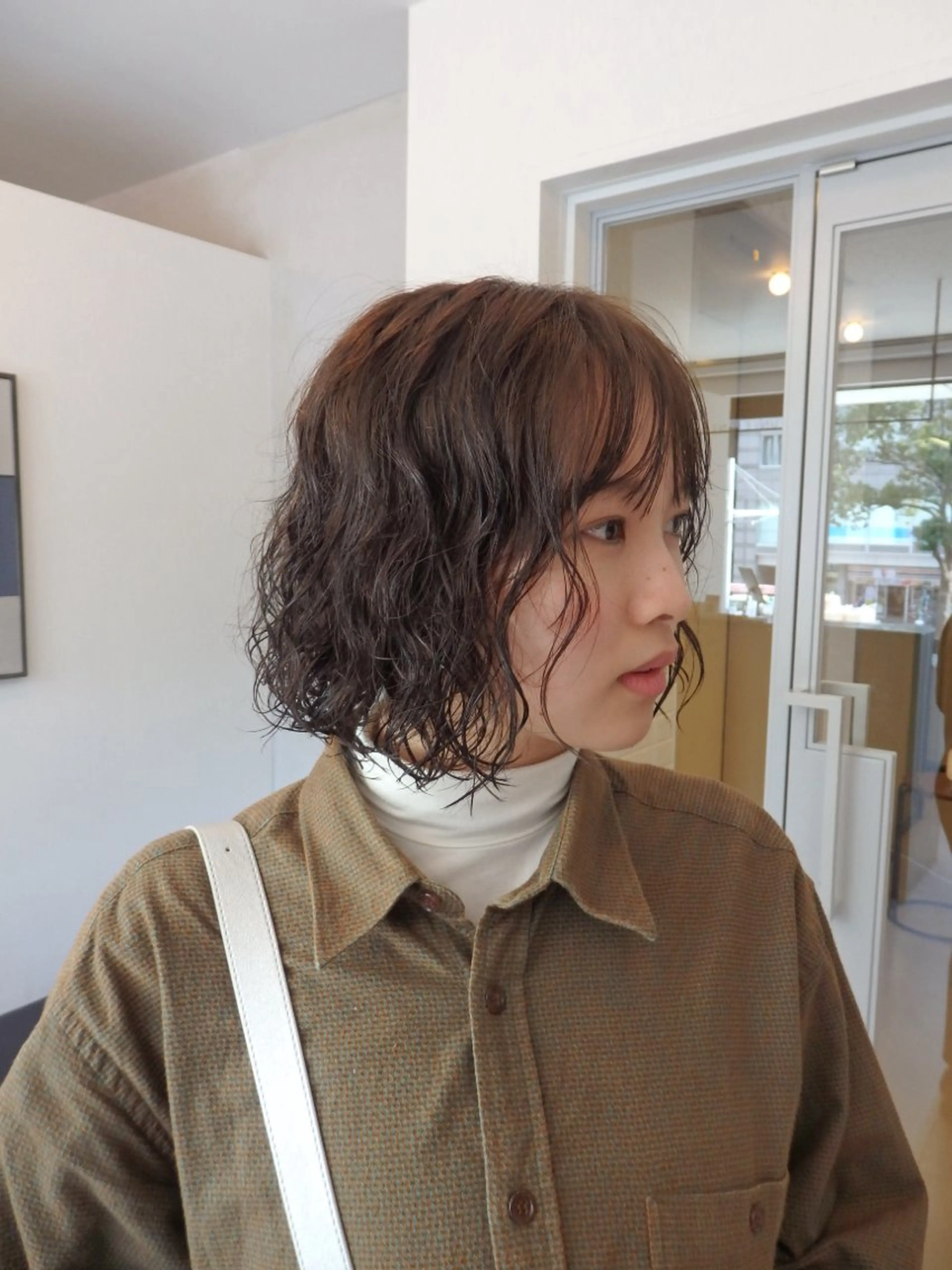 ミディアム パーマ 彩葉/ブリーチ/ カットモデル栄・伏見のヘアスタイル