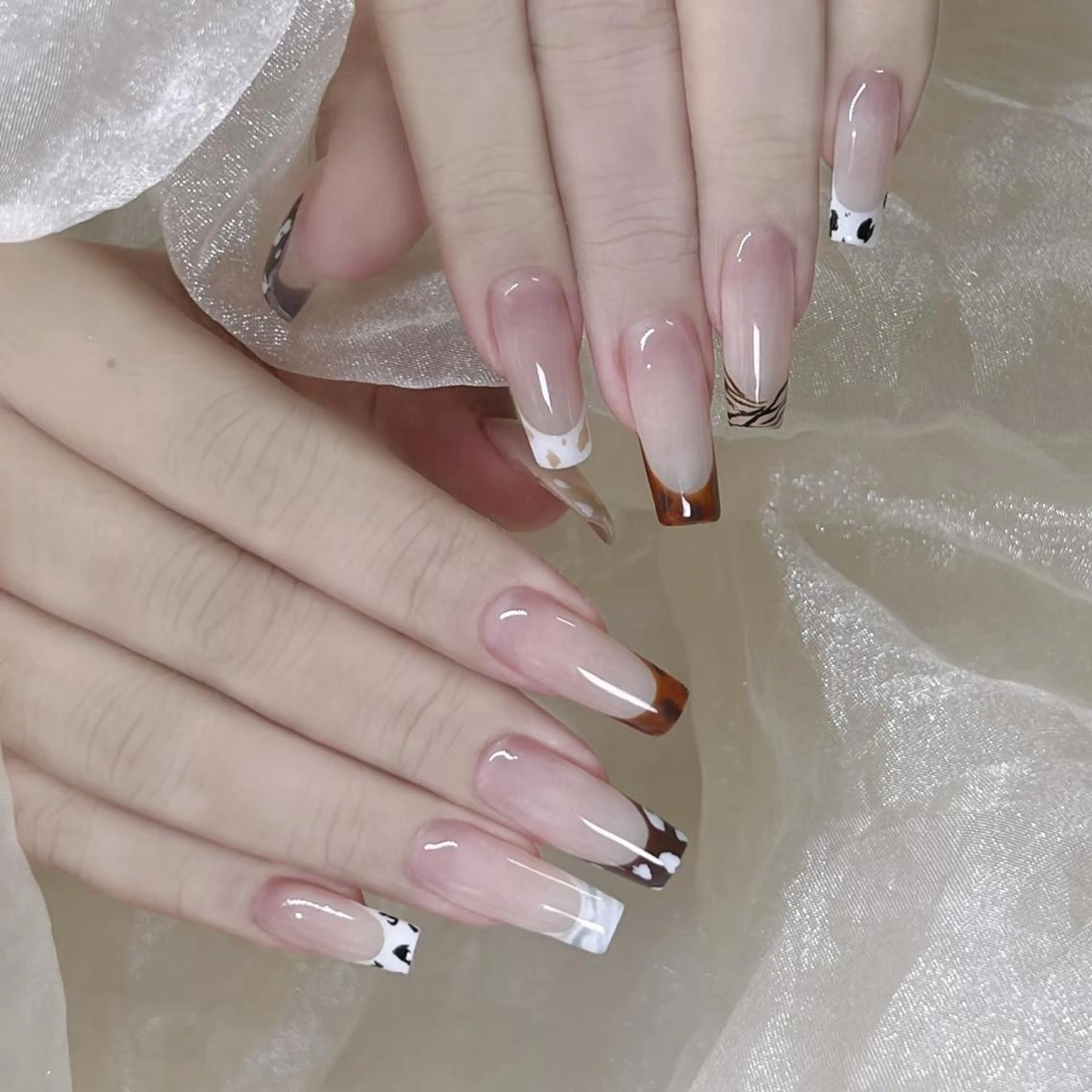 ネイル ハンドネイル DEMAIN- 🌹のネイルデザイン