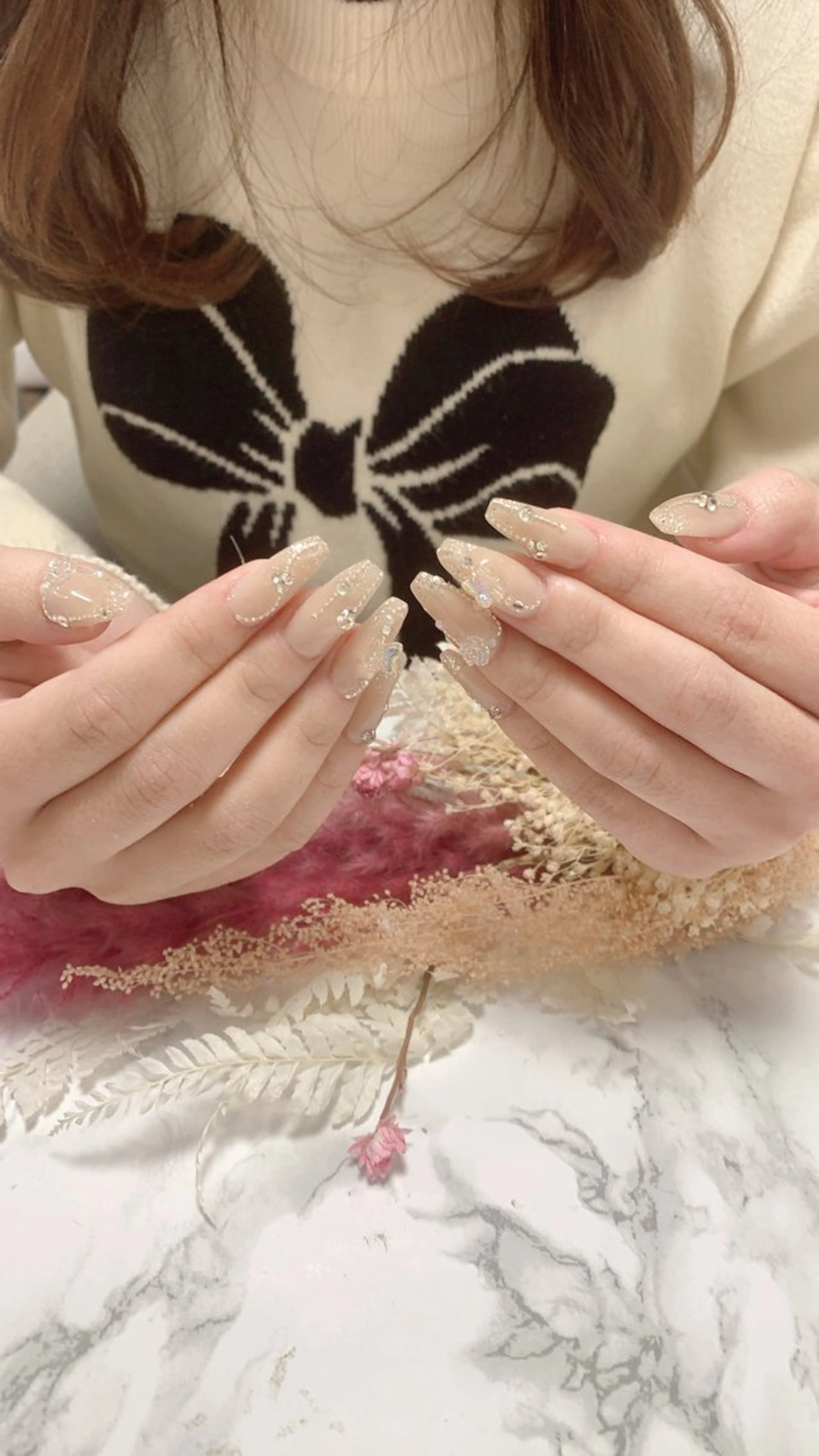 ネイル はな💎ネイル ワンホン、長さ出しのネイルデザイン