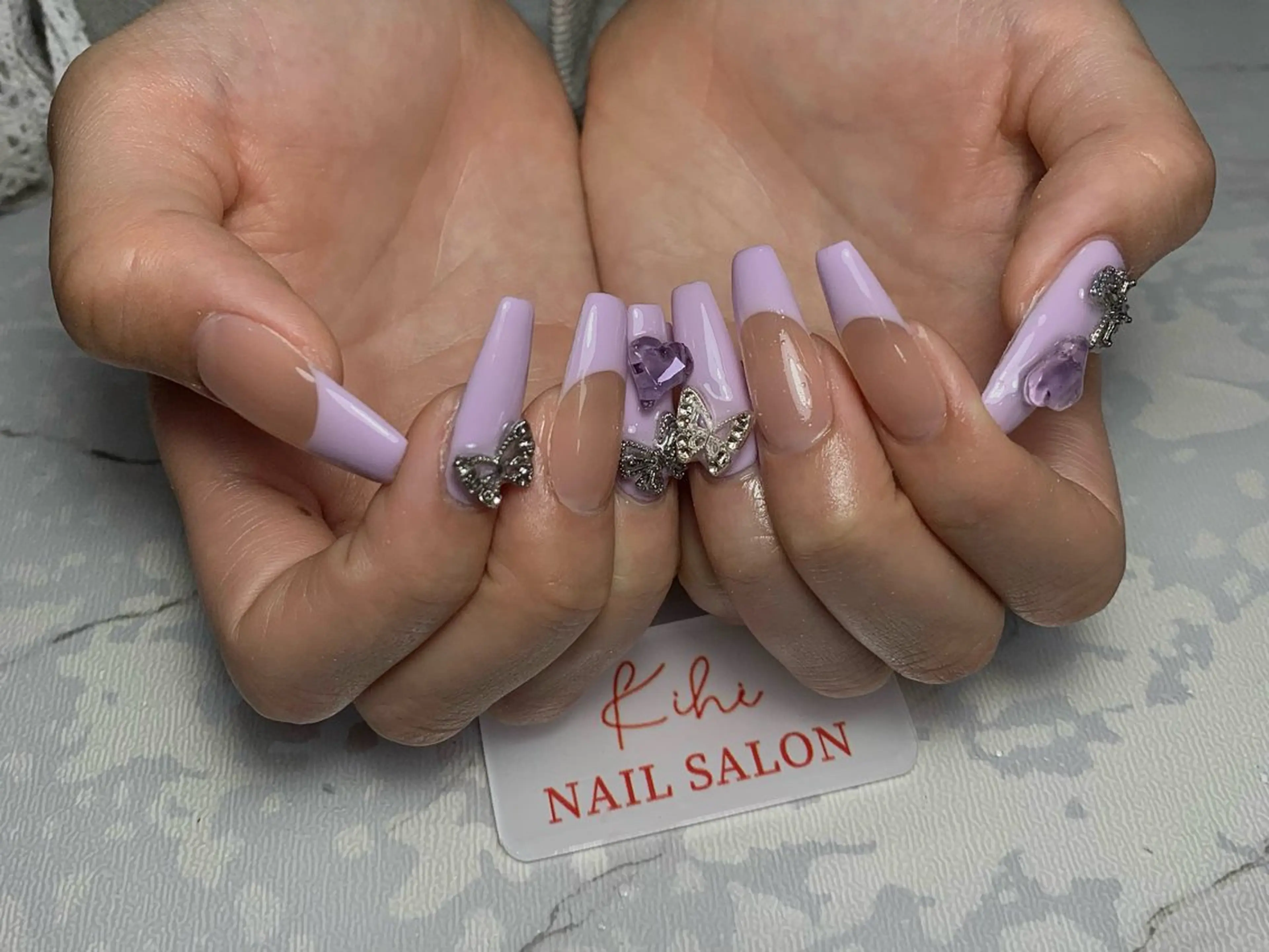 ネイル アートネイル フレンチネイル ジェルネイル グラデーション 韓国ネイル ハンドネイル 💕鈴木ユリ パラジェル/オフ無料のネイルデザイン