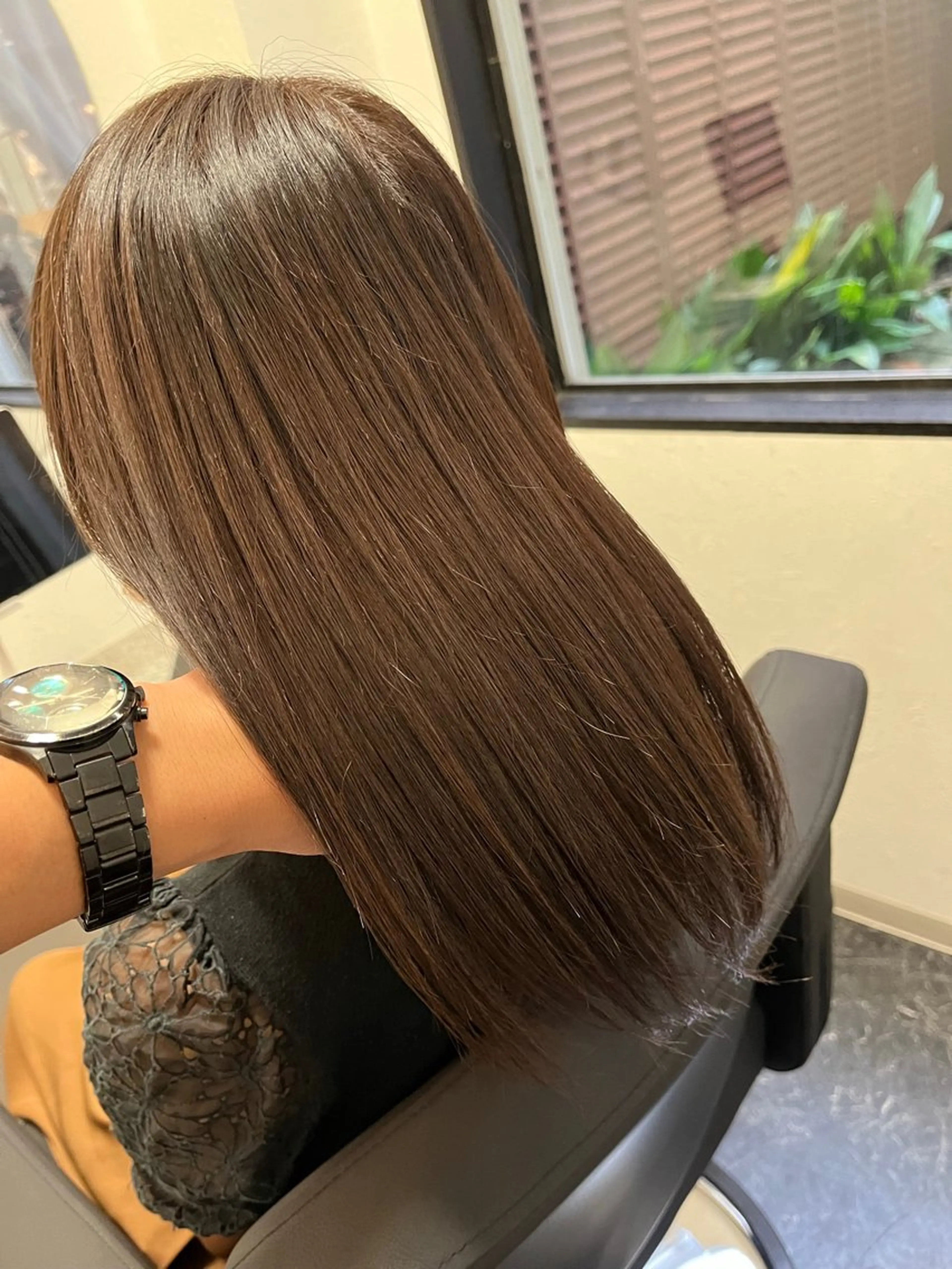 セミロング ヘアカラー BUCKS所属・坂谷 BUCKS/縮毛矯正のヘアスタイル