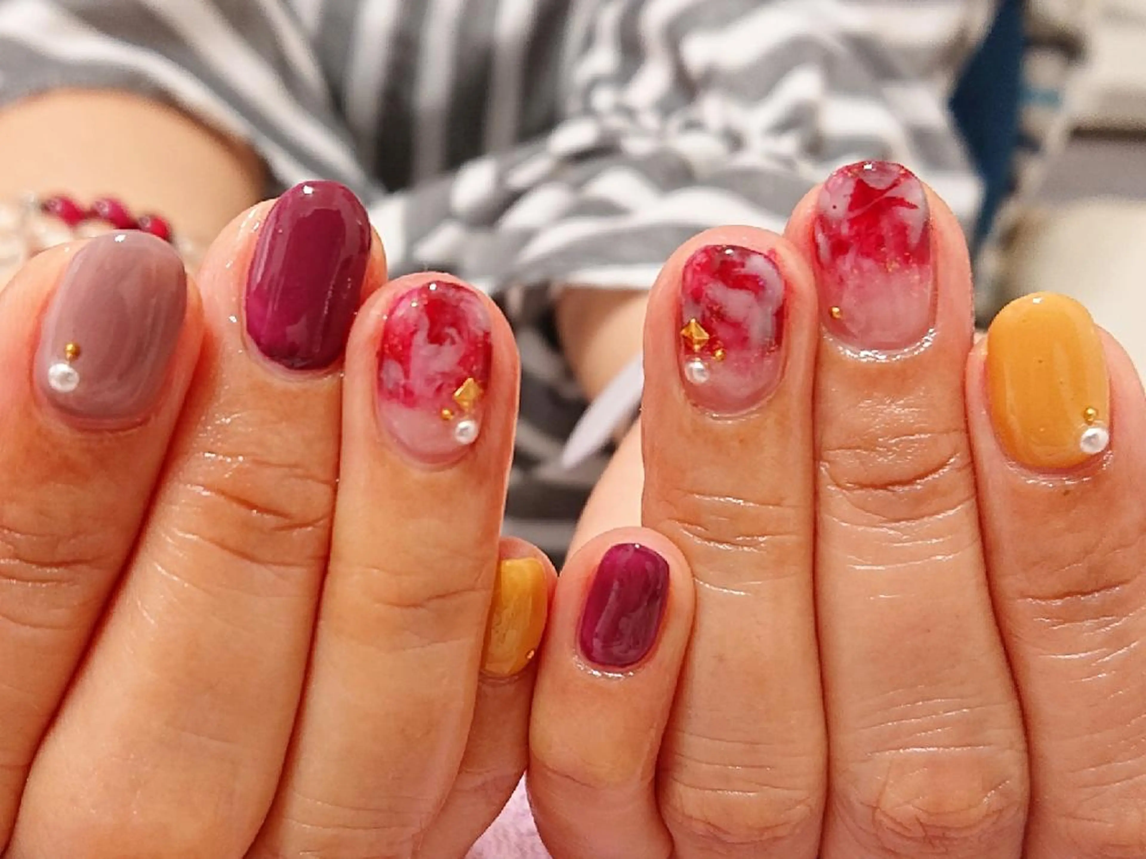 ネイル べっ甲ネイル ニュアンスネイル あんきち    のネイルデザイン