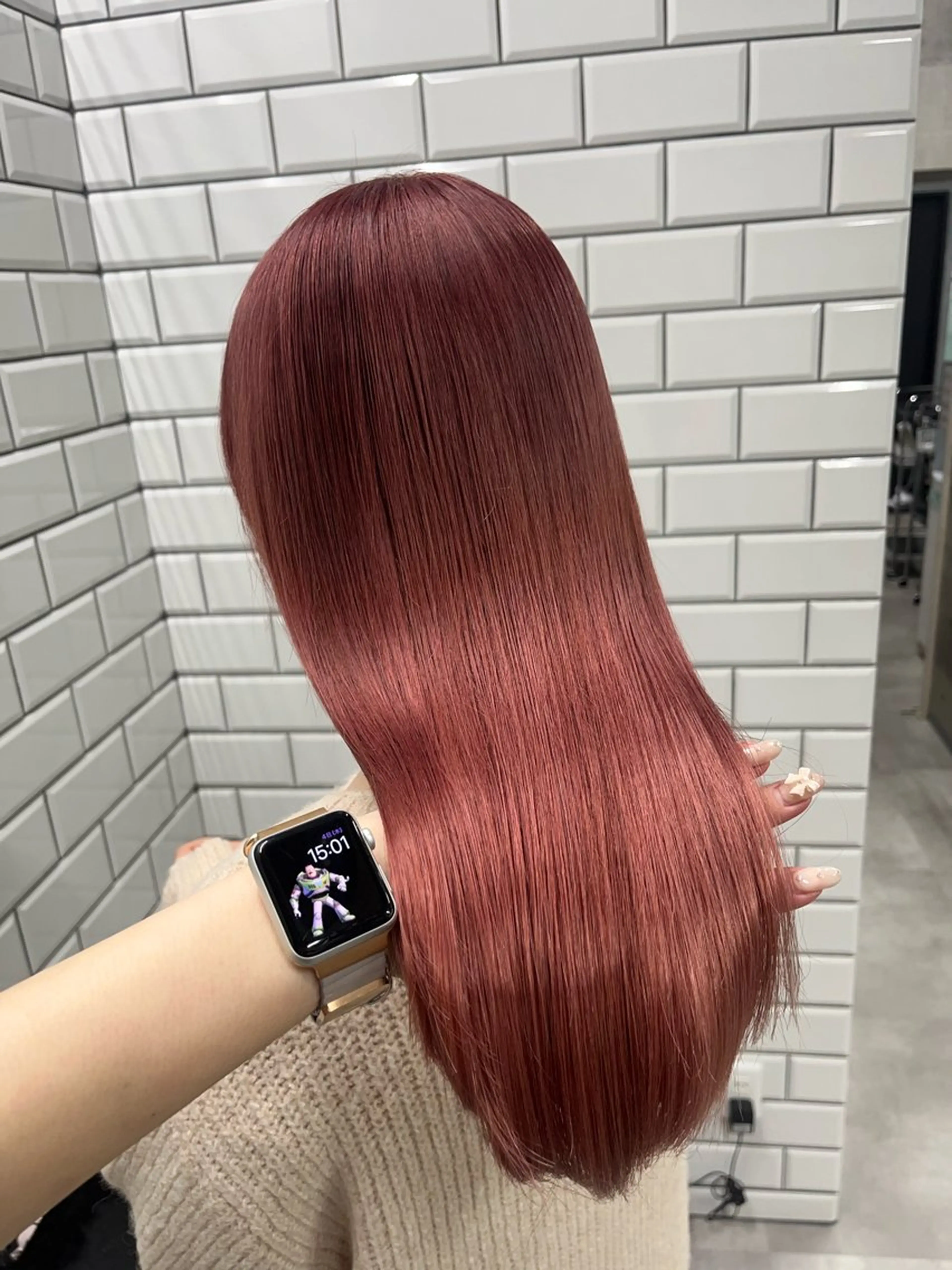 ロング カラー カット ヘアカラー トリートメント ヘアセット newi赤羽 HINATAのヘアスタイル