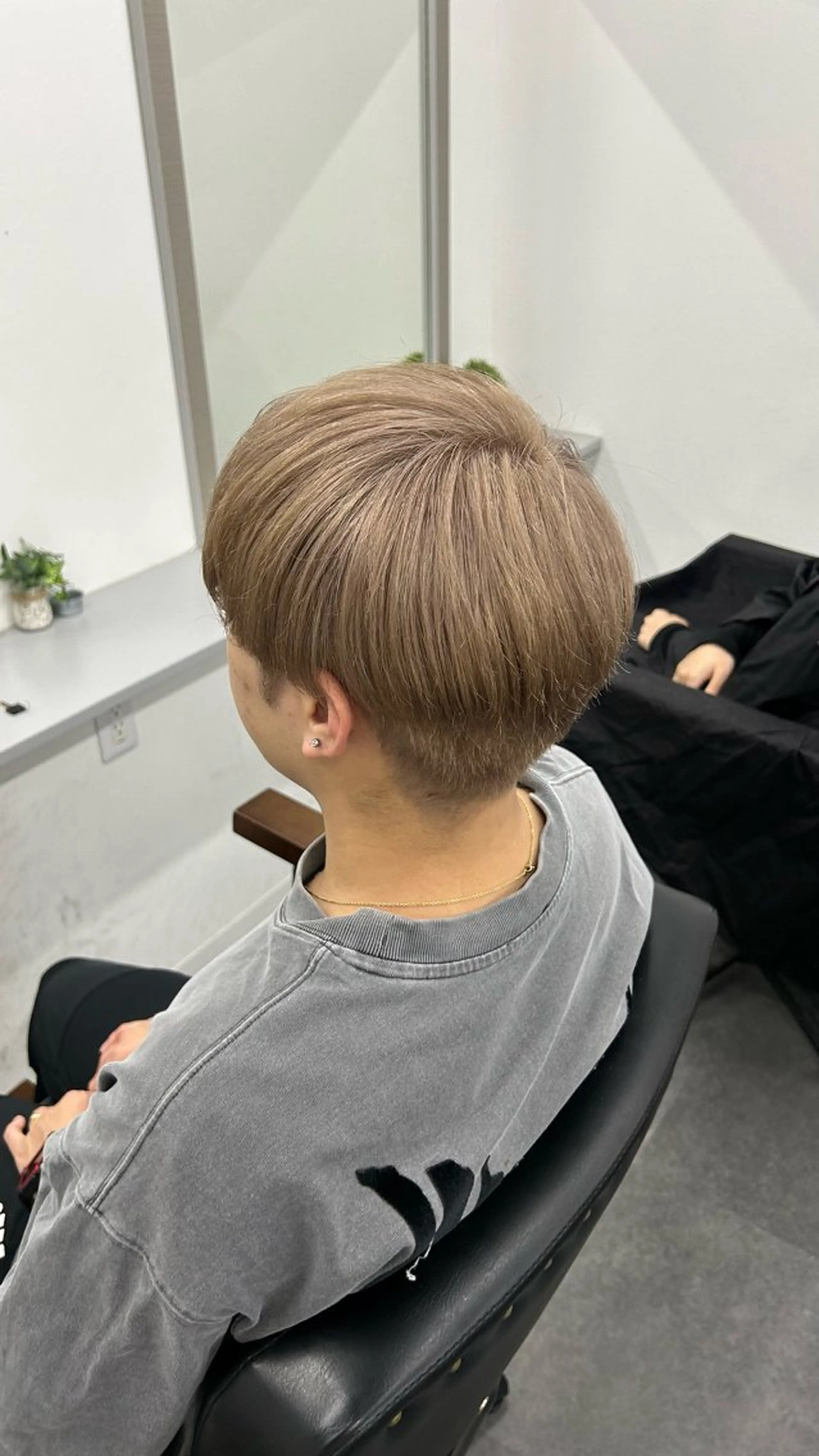 カラー メンズ ヘアカラー SOYON所属・艶髪✖️ハイトーン 🫧YURIA🫧のヘアスタイル